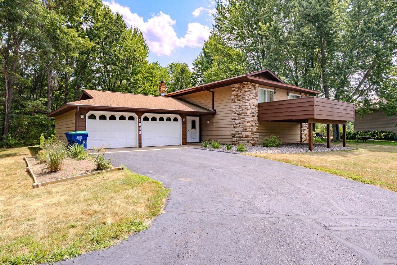 1943 PLANTATION LANE, Kronenwetter, Wisconsin 54455, 4 Bedrooms Bedrooms, ,3 BathroomsBathrooms,Residential,For Sale,1943 PLANTATION LANE,22603831