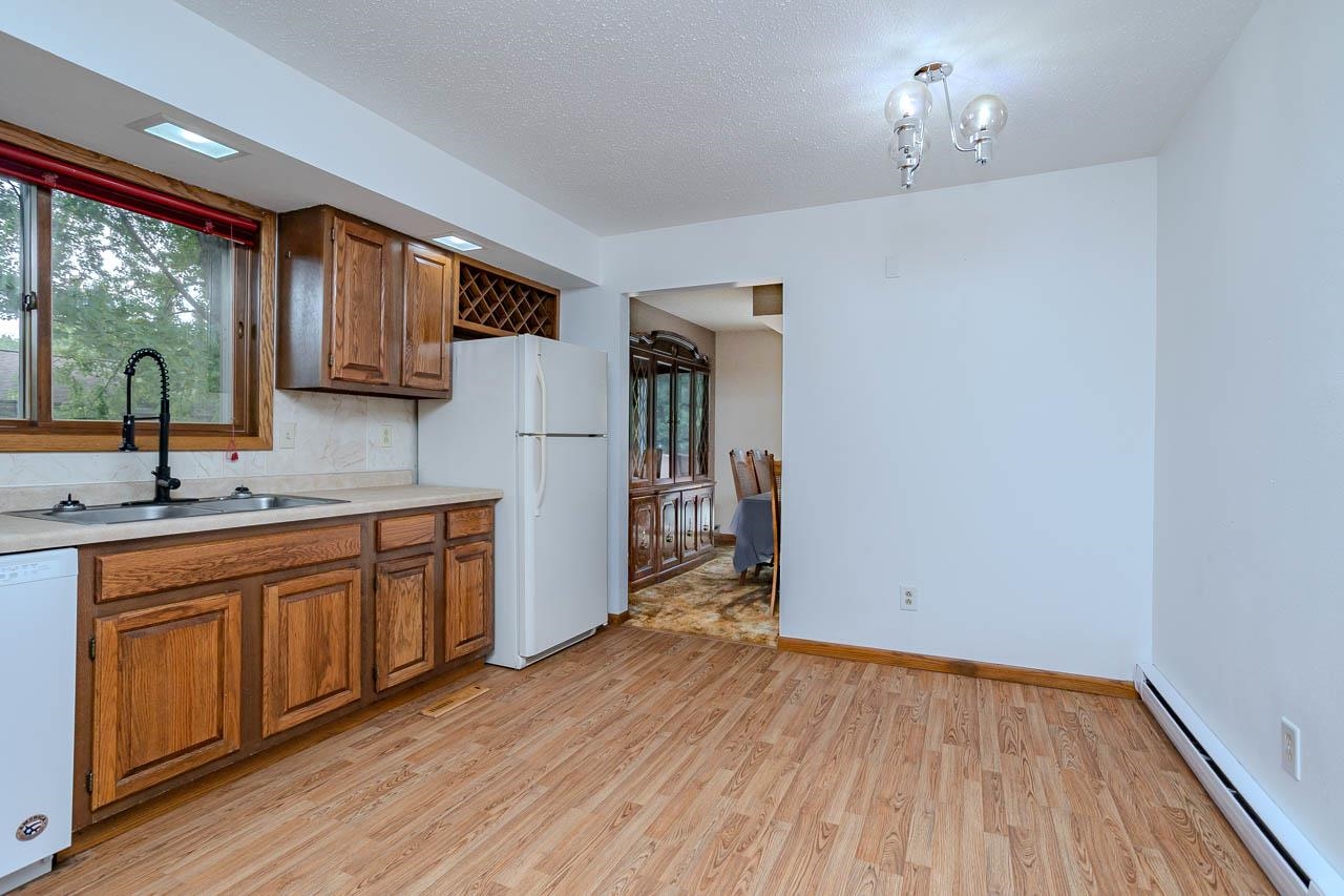 1943 PLANTATION LANE, Kronenwetter, Wisconsin 54455, 4 Bedrooms Bedrooms, ,3 BathroomsBathrooms,Residential,For Sale,1943 PLANTATION LANE,22603831