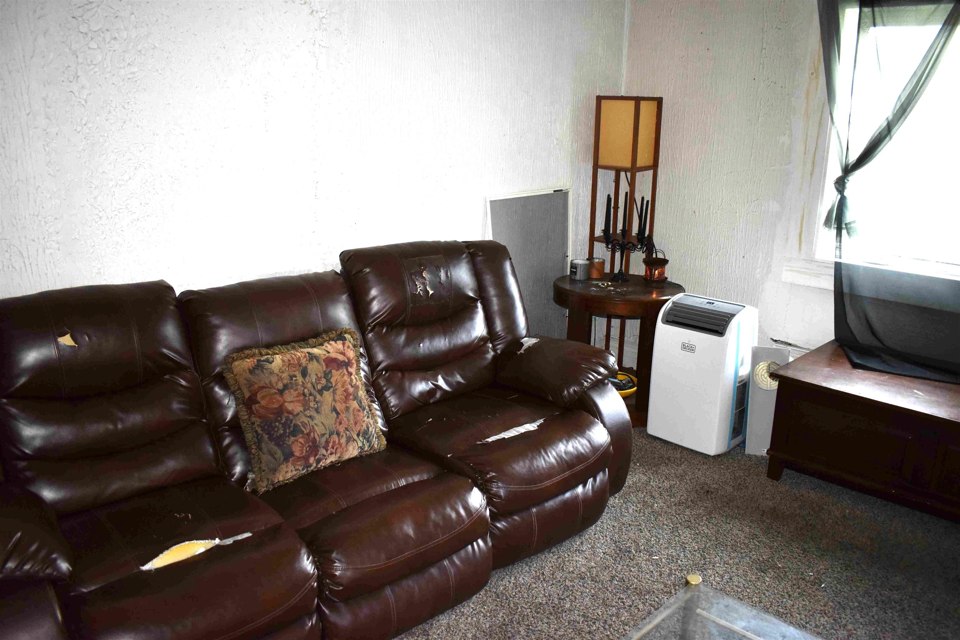 1964 STRONGS AVENUE, Stevens Point, Wisconsin 54481, 2 Bedrooms Bedrooms, ,1 BathroomBathrooms,Multi-family,For Sale,1964 STRONGS AVENUE,22603832