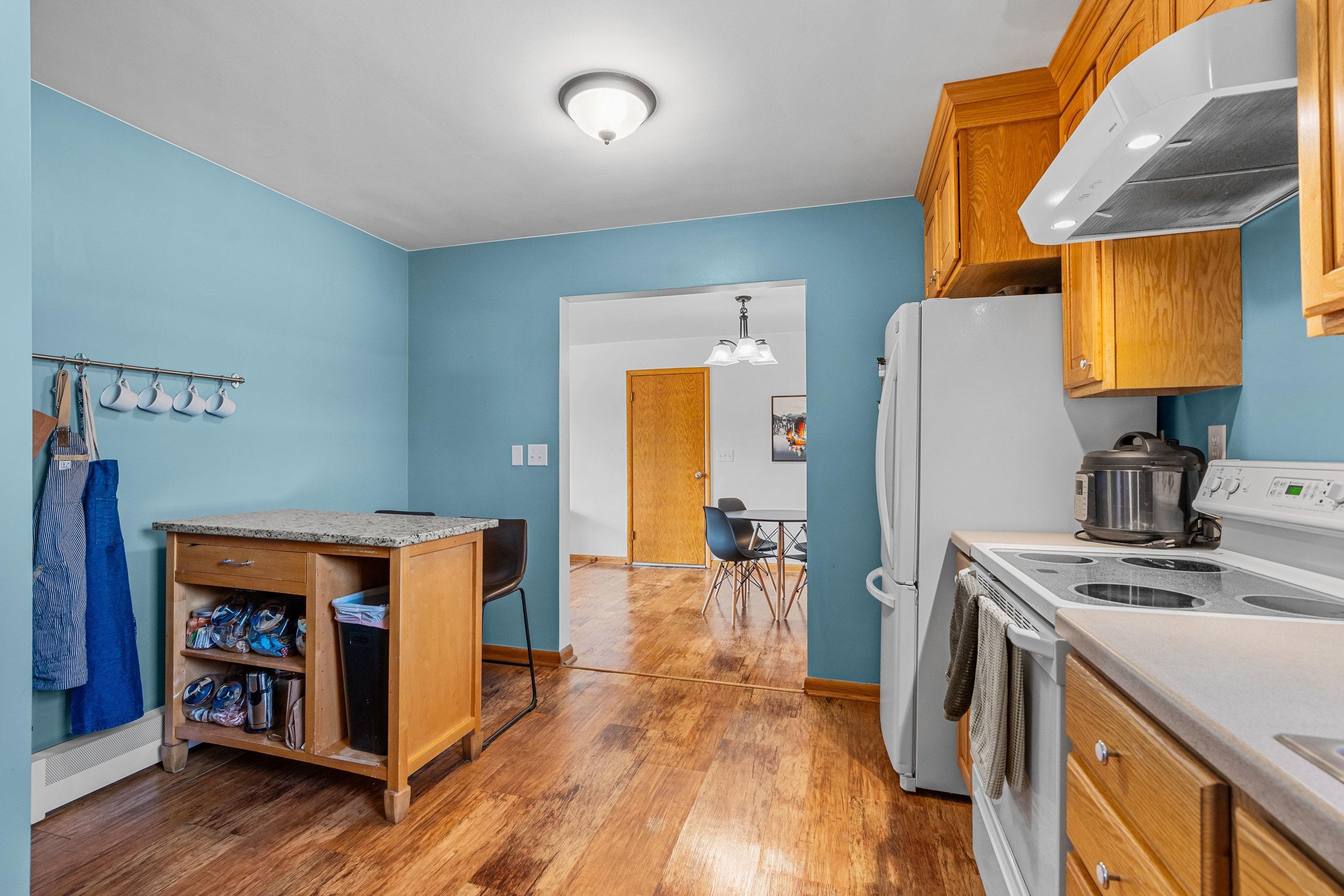 2125 INDIANA AVENUE, Stevens Point, Wisconsin 54481, 3 Bedrooms Bedrooms, ,2 BathroomsBathrooms,Residential,For Sale,2125 INDIANA AVENUE,22603835
