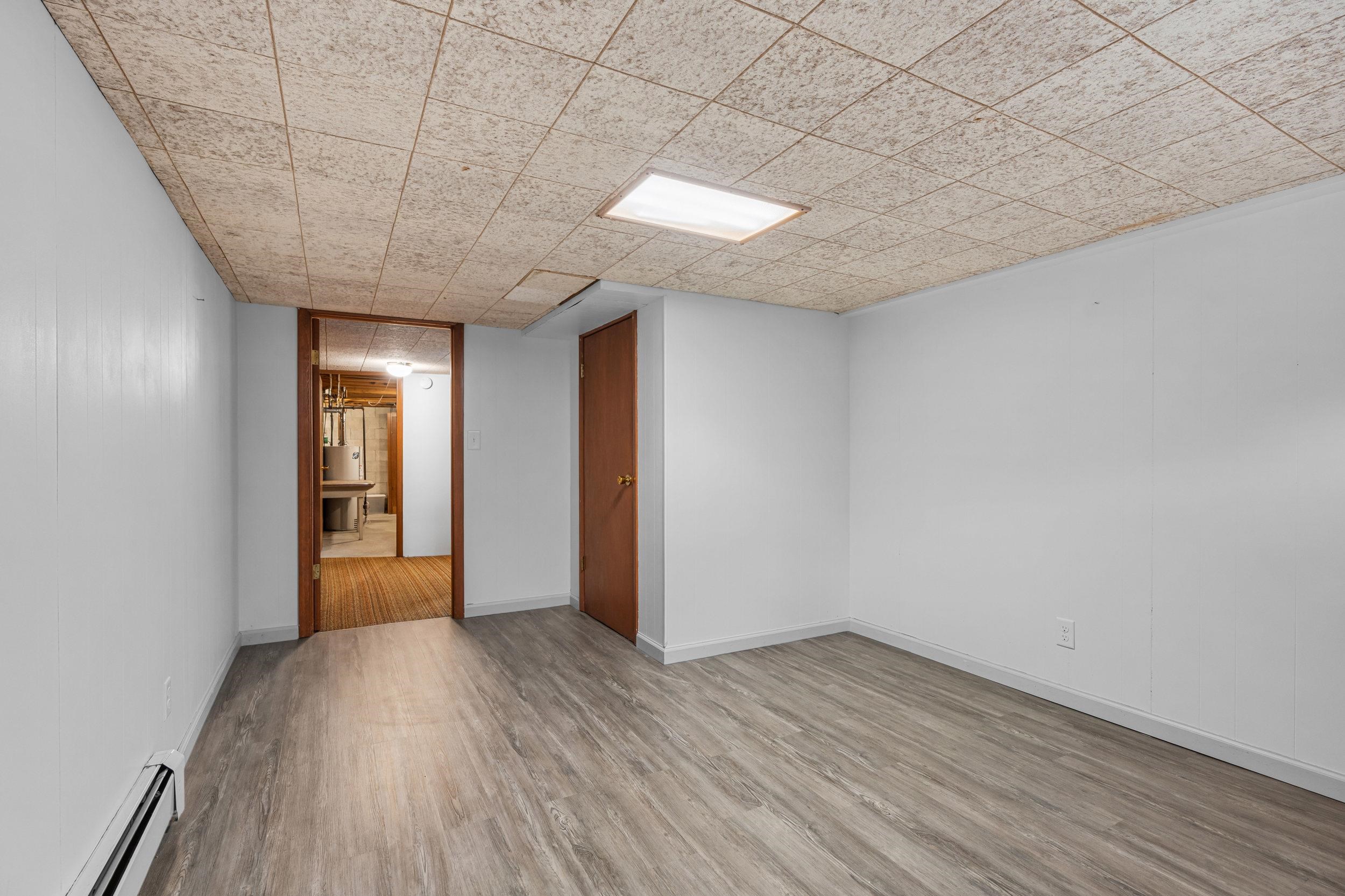 2125 INDIANA AVENUE, Stevens Point, Wisconsin 54481, 3 Bedrooms Bedrooms, ,2 BathroomsBathrooms,Residential,For Sale,2125 INDIANA AVENUE,22603835