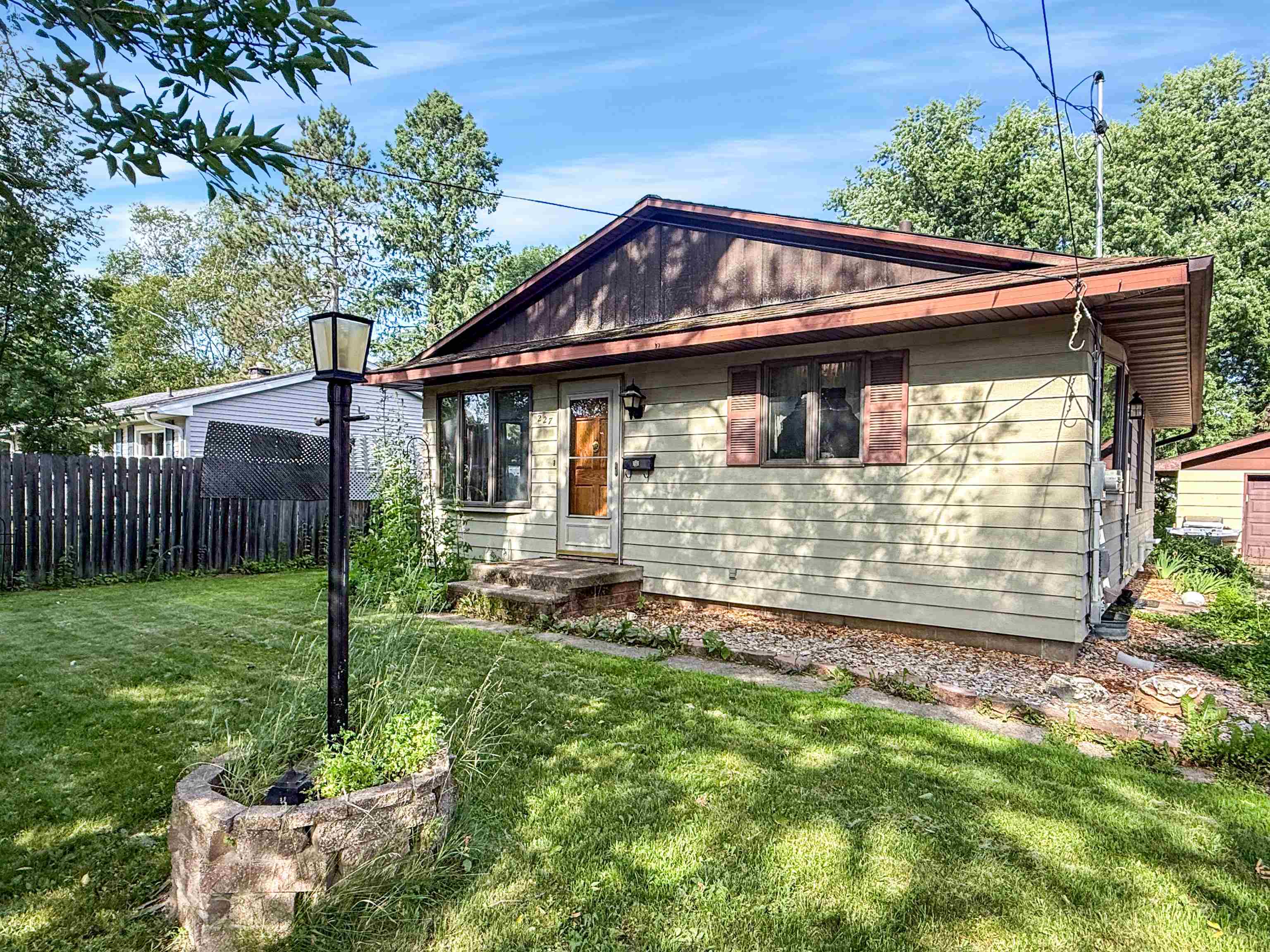 227 S VIRGINIA STREET, Antigo, Wisconsin 54409, 3 Bedrooms Bedrooms, ,1 BathroomBathrooms,Residential,For Sale,227 S VIRGINIA STREET,22603838