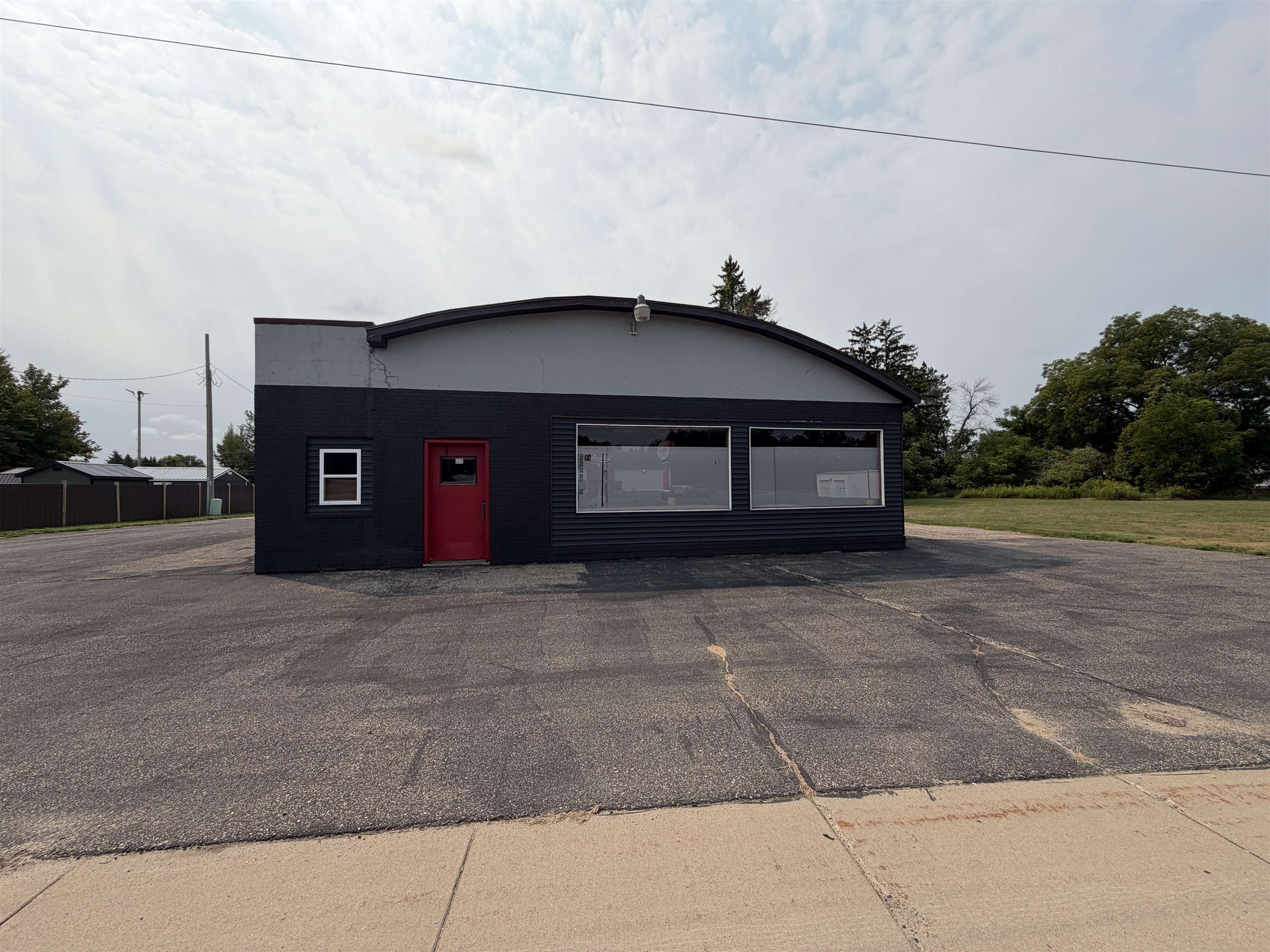 2231 W GRAND AVENUE, Wisconsin Rapids, Wisconsin 54495, ,Commercial/industrial,For Sale,2231 W GRAND AVENUE,22603839