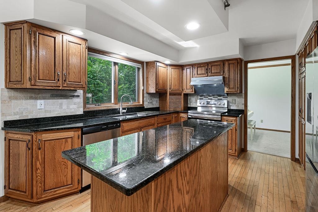2200 E FILLMORE STREET, Marshfield, Wisconsin 54449, 4 Bedrooms Bedrooms, ,2 BathroomsBathrooms,Residential,For Sale,2200 E FILLMORE STREET,22603840