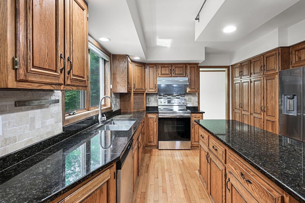 2200 E FILLMORE STREET, Marshfield, Wisconsin 54449, 4 Bedrooms Bedrooms, ,2 BathroomsBathrooms,Residential,For Sale,2200 E FILLMORE STREET,22603840