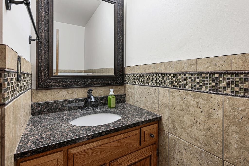 2200 E FILLMORE STREET, Marshfield, Wisconsin 54449, 4 Bedrooms Bedrooms, ,2 BathroomsBathrooms,Residential,For Sale,2200 E FILLMORE STREET,22603840