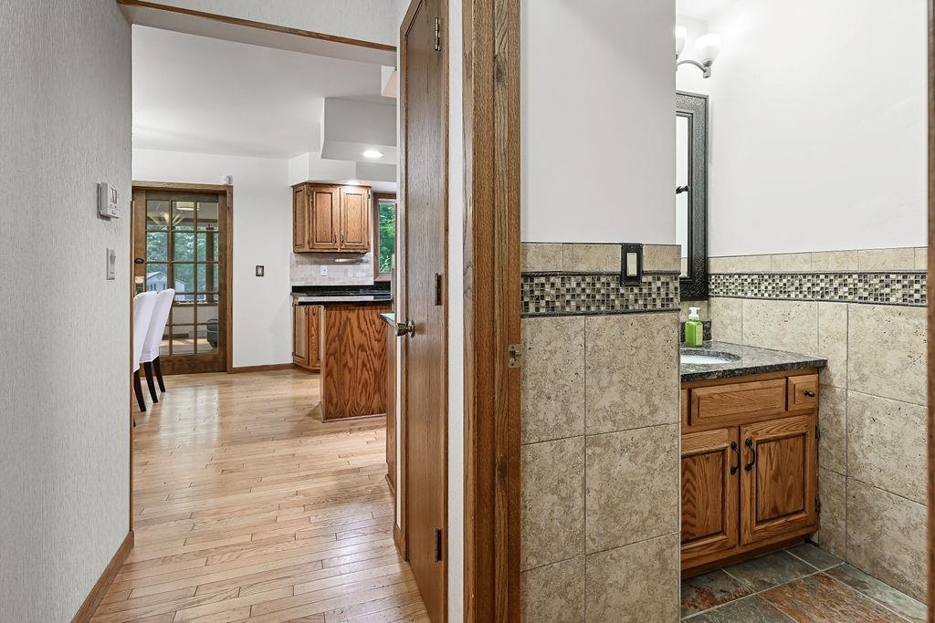 2200 E FILLMORE STREET, Marshfield, Wisconsin 54449, 4 Bedrooms Bedrooms, ,2 BathroomsBathrooms,Residential,For Sale,2200 E FILLMORE STREET,22603840