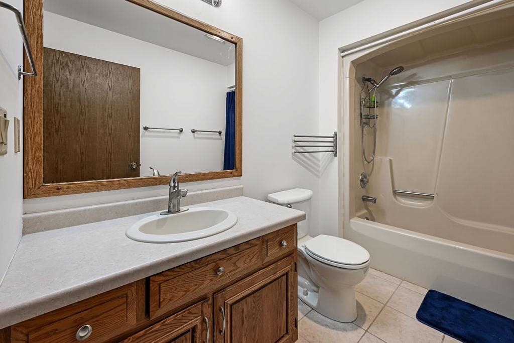 2200 E FILLMORE STREET, Marshfield, Wisconsin 54449, 4 Bedrooms Bedrooms, ,2 BathroomsBathrooms,Residential,For Sale,2200 E FILLMORE STREET,22603840