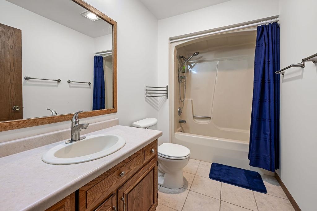2200 E FILLMORE STREET, Marshfield, Wisconsin 54449, 4 Bedrooms Bedrooms, ,2 BathroomsBathrooms,Residential,For Sale,2200 E FILLMORE STREET,22603840