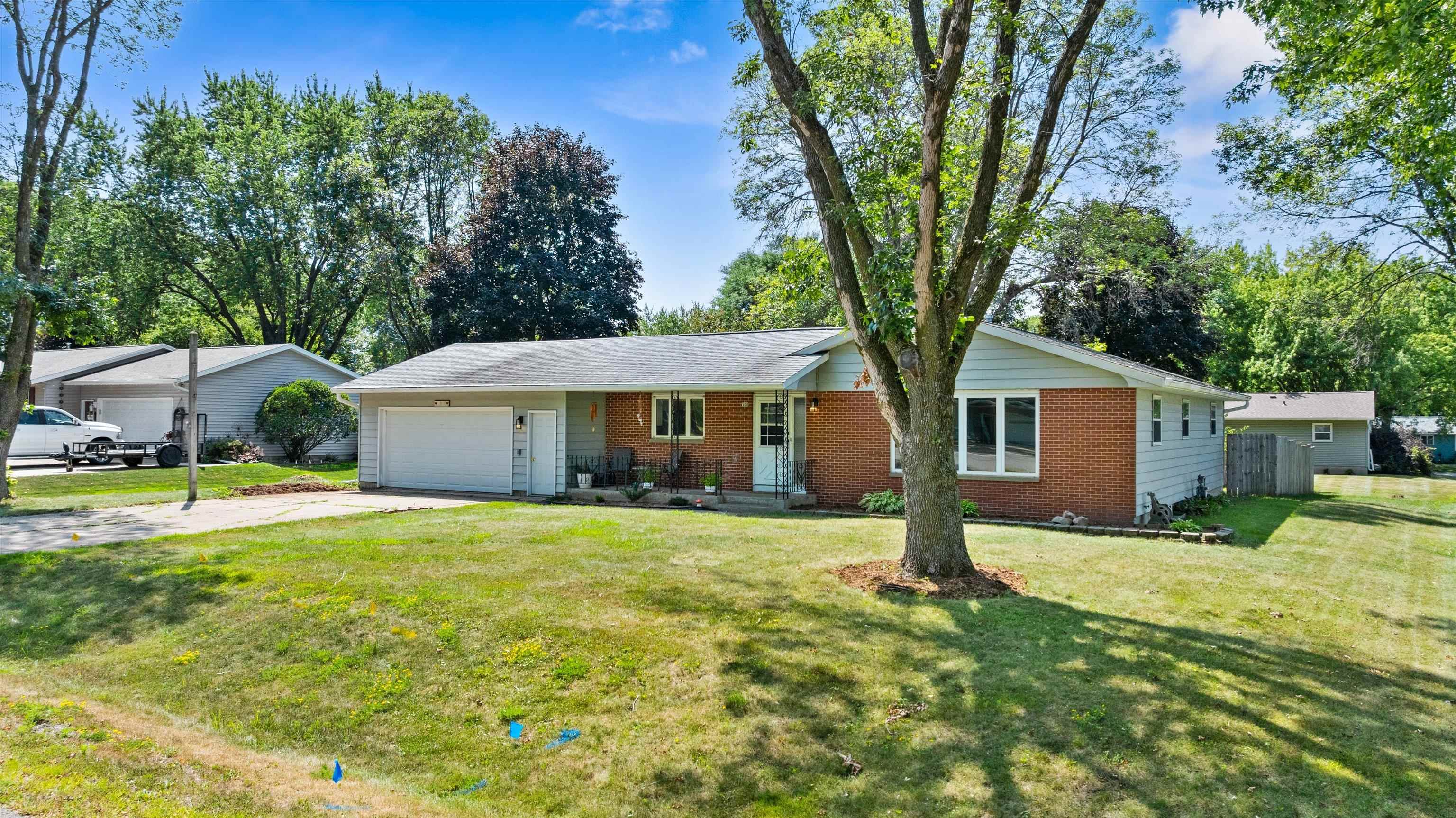 508 N AUBURN AVENUE, Marshfield, Wisconsin 54449, 3 Bedrooms Bedrooms, ,2 BathroomsBathrooms,Residential,For Sale,508 N AUBURN AVENUE,22603841