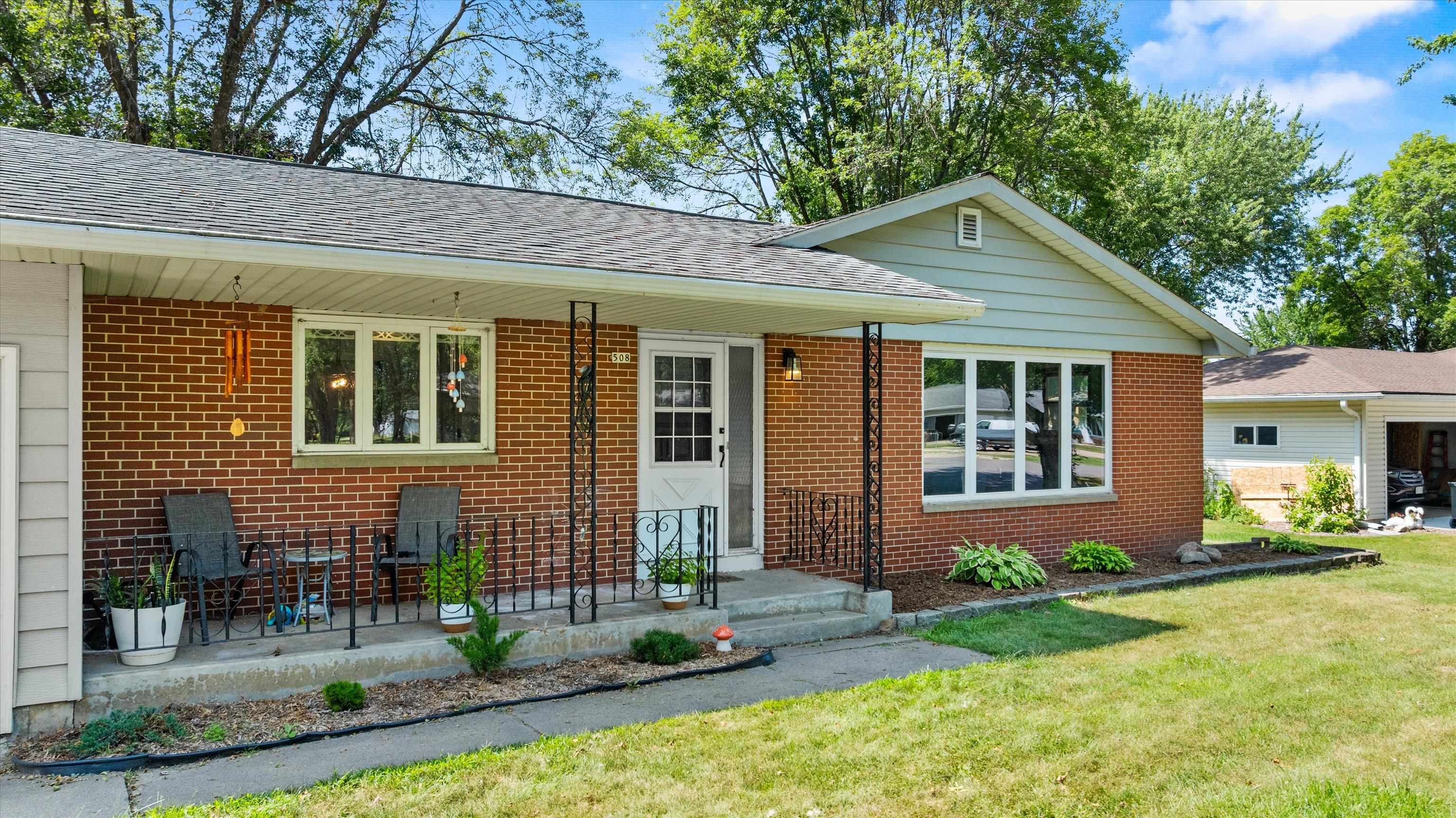 508 N AUBURN AVENUE, Marshfield, Wisconsin 54449, 3 Bedrooms Bedrooms, ,2 BathroomsBathrooms,Residential,For Sale,508 N AUBURN AVENUE,22603841