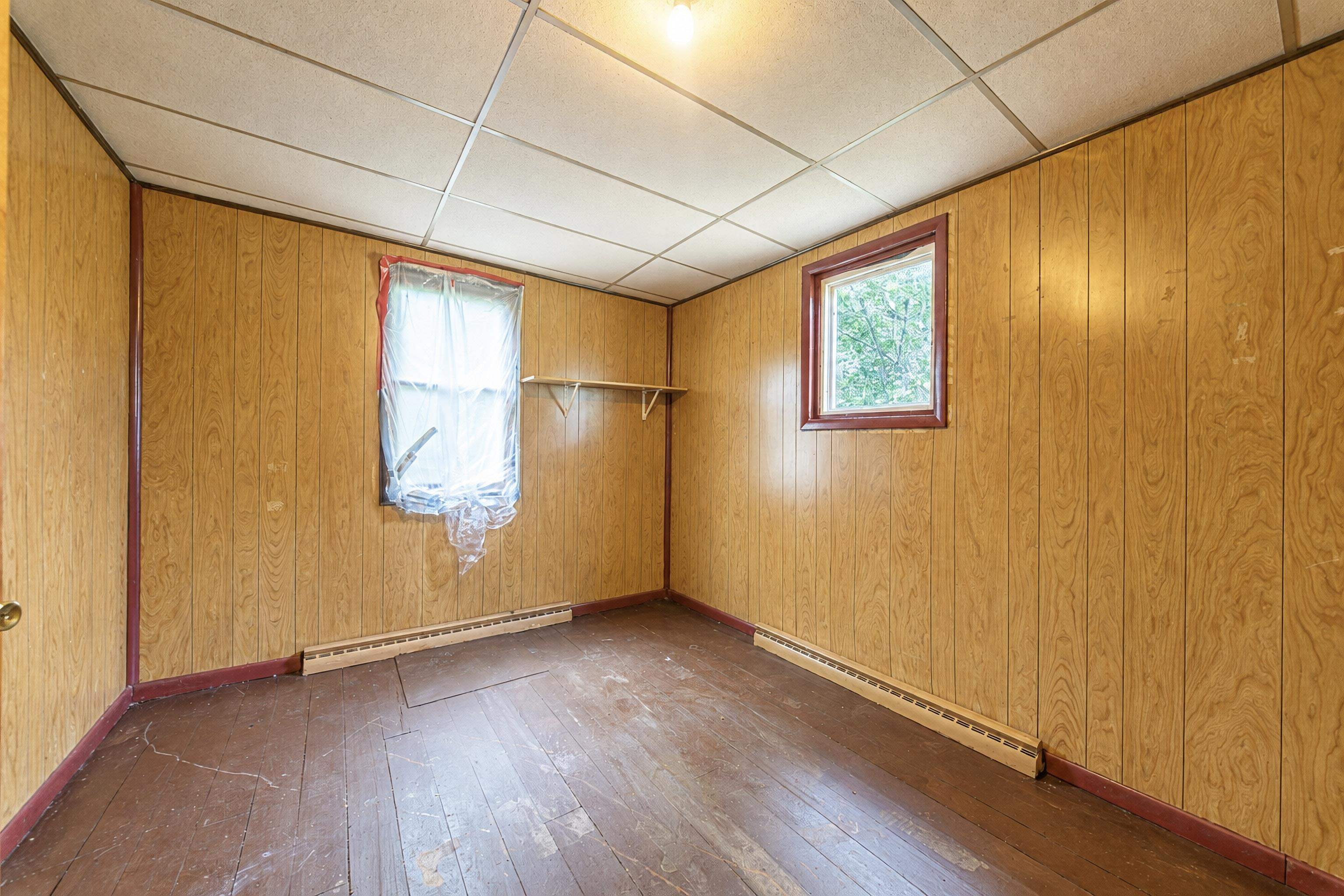 2109 LOGAN AVENUE, Merrill, Wisconsin 54452, 4 Bedrooms Bedrooms, ,1 BathroomBathrooms,Residential,For Sale,2109 LOGAN AVENUE,22603842