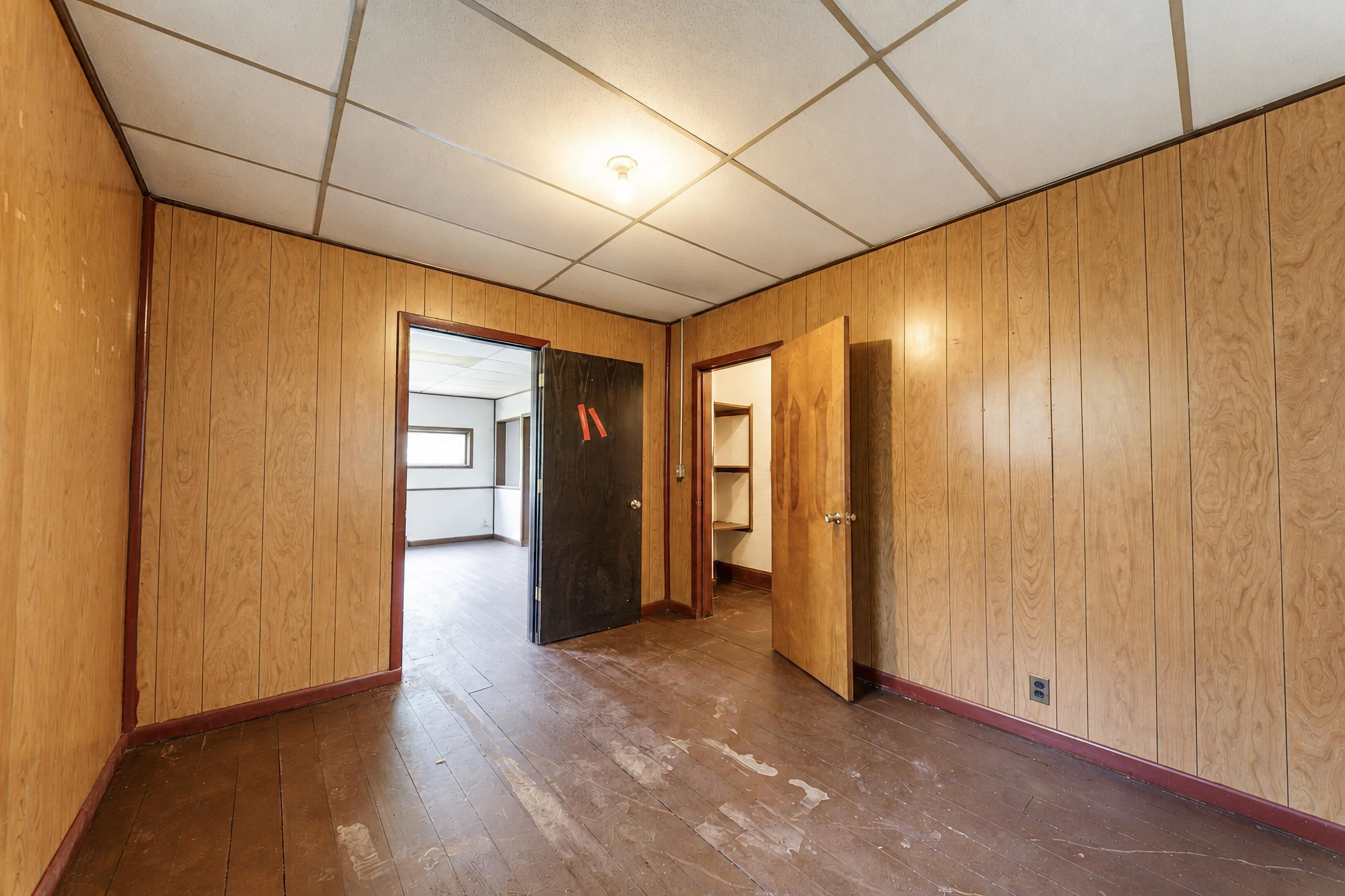 2109 LOGAN AVENUE, Merrill, Wisconsin 54452, 4 Bedrooms Bedrooms, ,1 BathroomBathrooms,Residential,For Sale,2109 LOGAN AVENUE,22603842