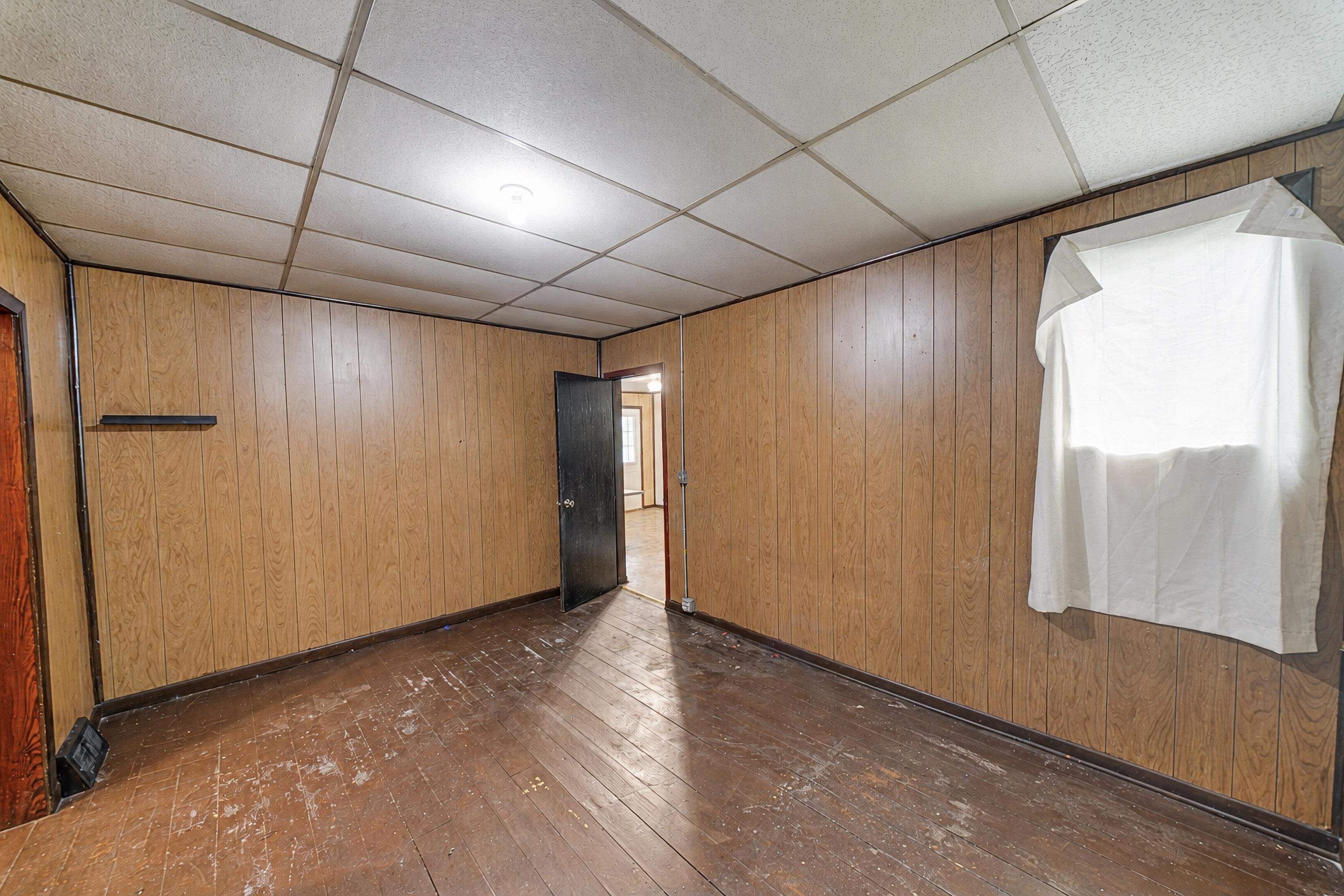 2109 LOGAN AVENUE, Merrill, Wisconsin 54452, 4 Bedrooms Bedrooms, ,1 BathroomBathrooms,Residential,For Sale,2109 LOGAN AVENUE,22603842