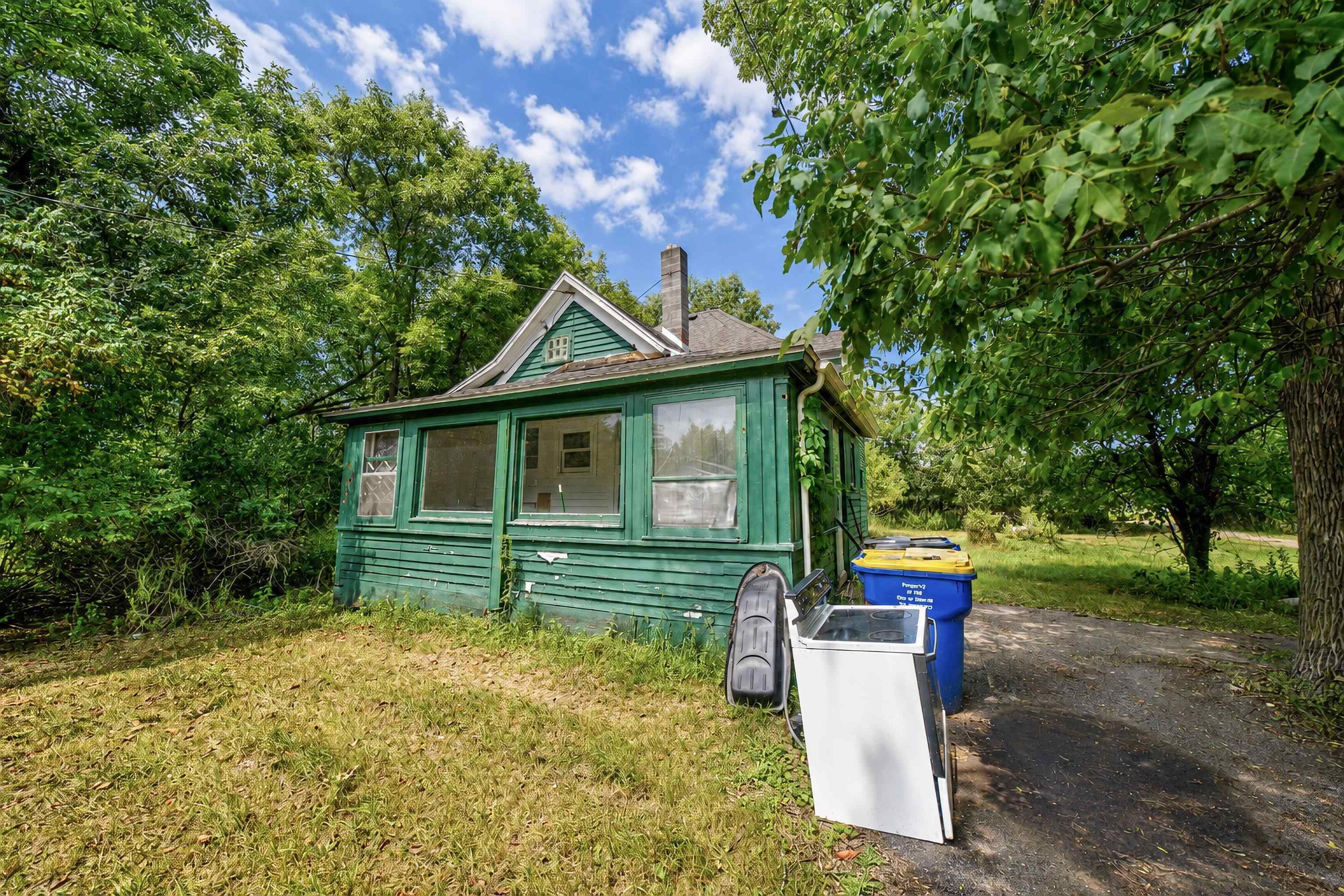 2109 LOGAN AVENUE, Merrill, Wisconsin 54452, 4 Bedrooms Bedrooms, ,1 BathroomBathrooms,Residential,For Sale,2109 LOGAN AVENUE,22603842