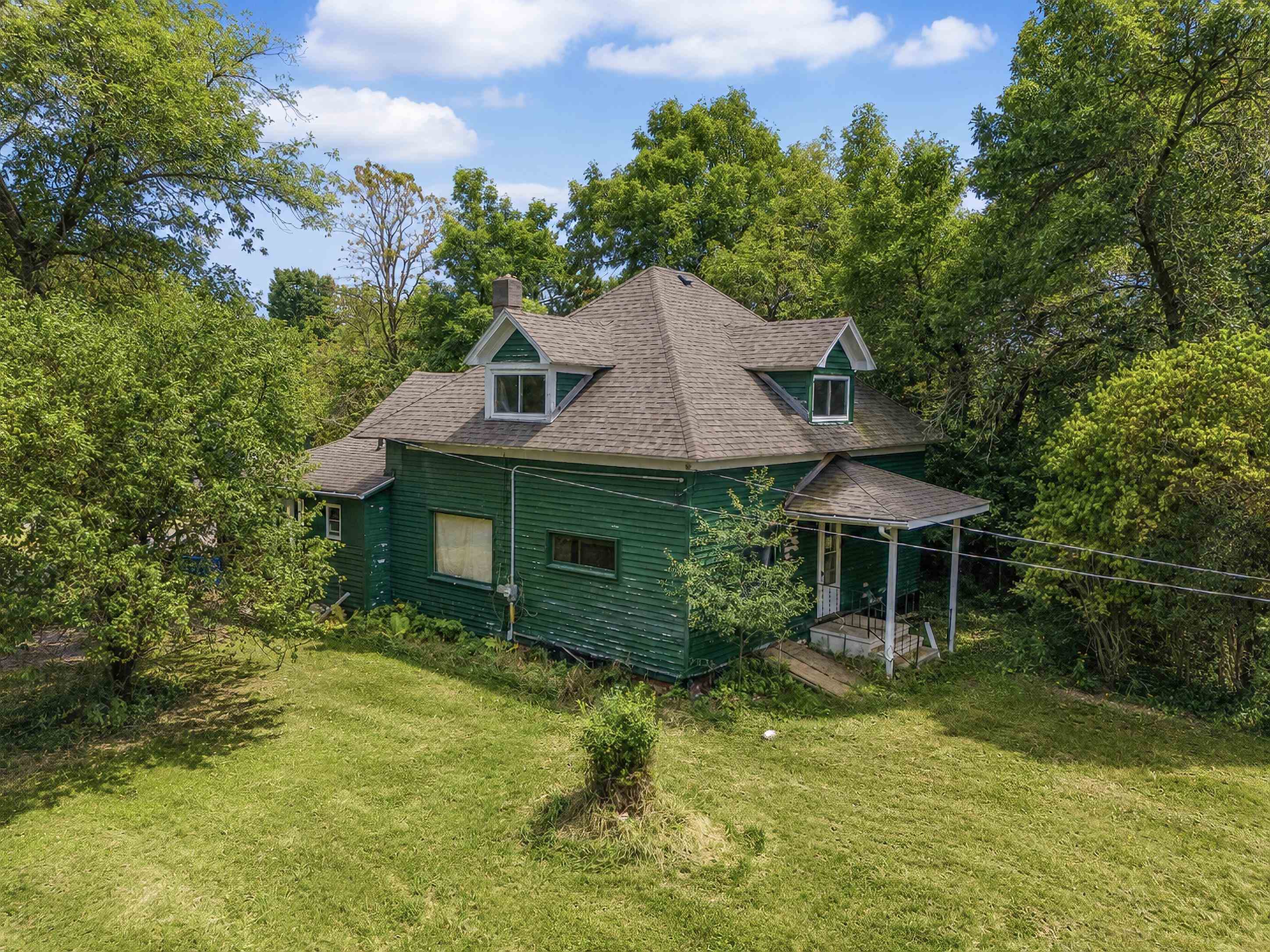 2109 LOGAN AVENUE, Merrill, Wisconsin 54452, 4 Bedrooms Bedrooms, ,1 BathroomBathrooms,Residential,For Sale,2109 LOGAN AVENUE,22603842
