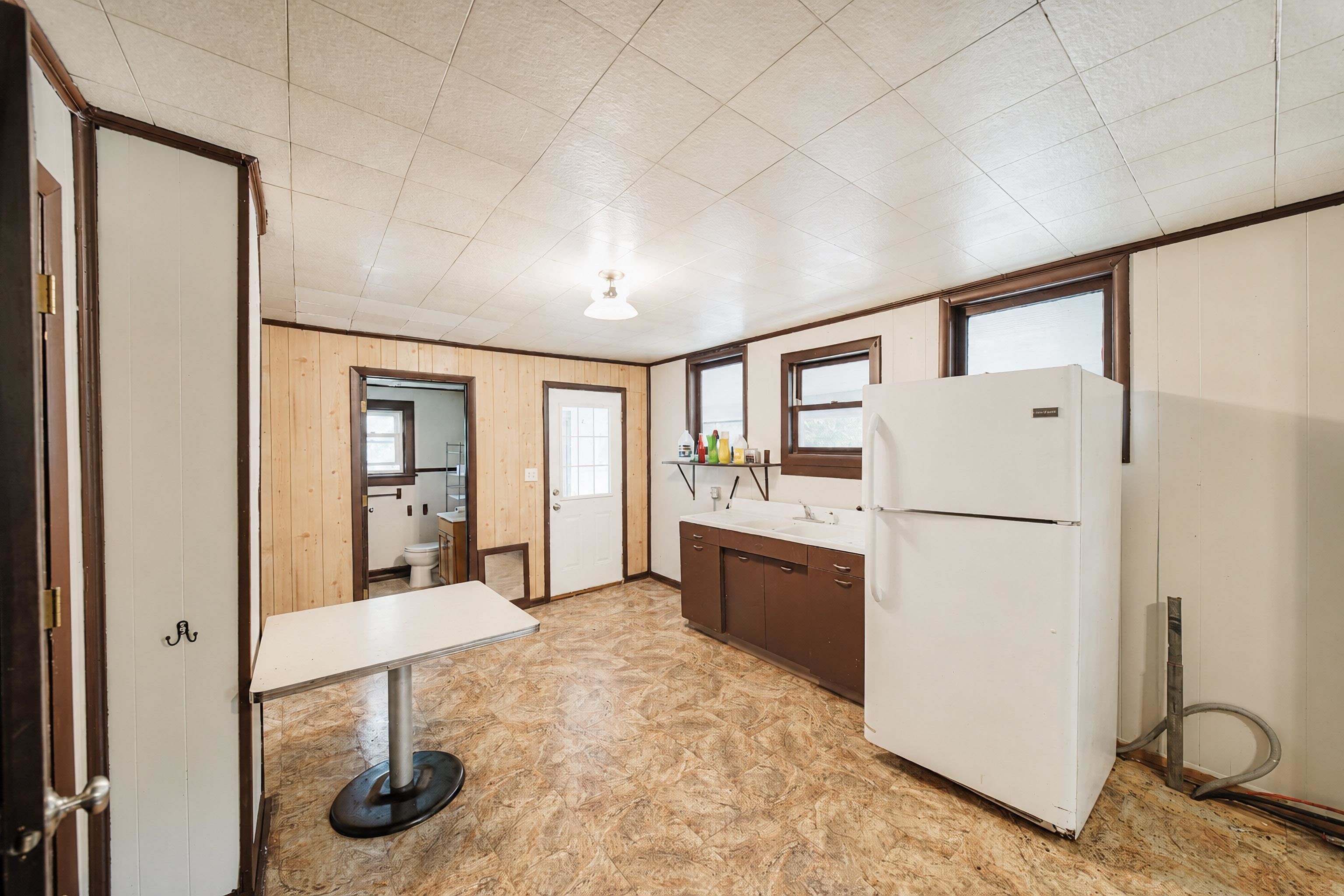 2109 LOGAN AVENUE, Merrill, Wisconsin 54452, 4 Bedrooms Bedrooms, ,1 BathroomBathrooms,Residential,For Sale,2109 LOGAN AVENUE,22603842