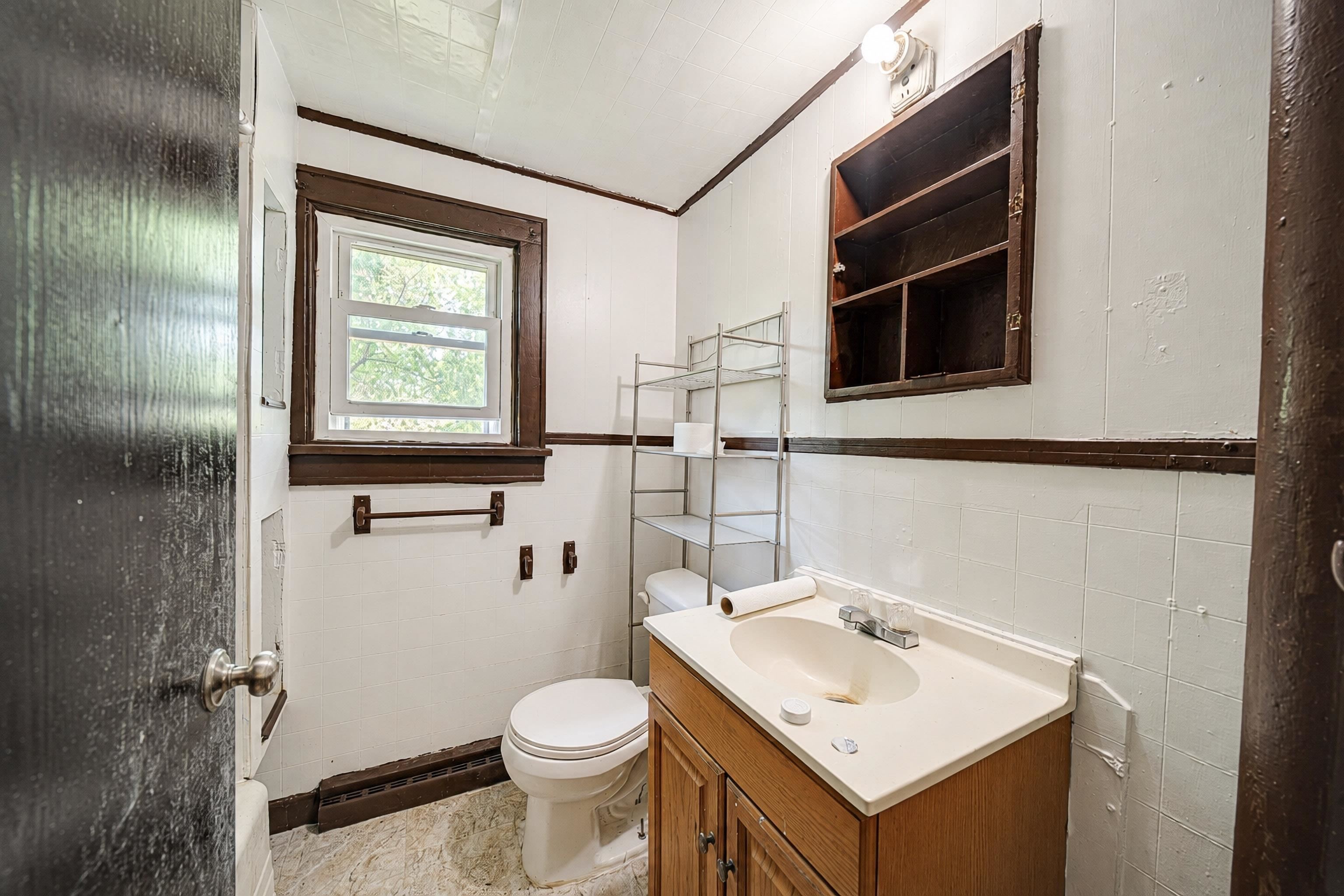 2109 LOGAN AVENUE, Merrill, Wisconsin 54452, 4 Bedrooms Bedrooms, ,1 BathroomBathrooms,Residential,For Sale,2109 LOGAN AVENUE,22603842