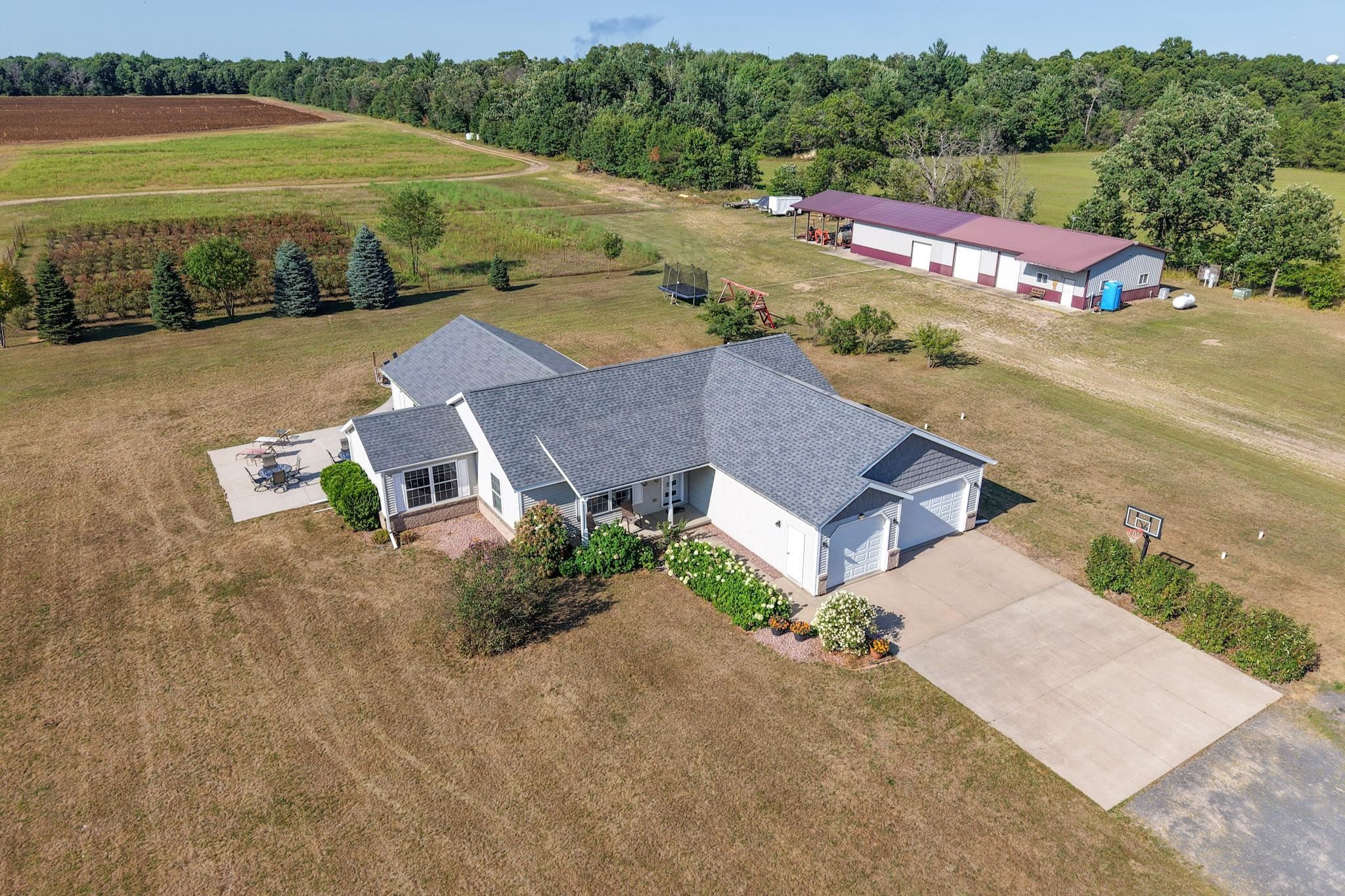 1792 COUNTY ROAD G, Nekoosa, Wisconsin 54457, 5 Bedrooms Bedrooms, ,3 BathroomsBathrooms,Residential,For Sale,1792 COUNTY ROAD G,22603843