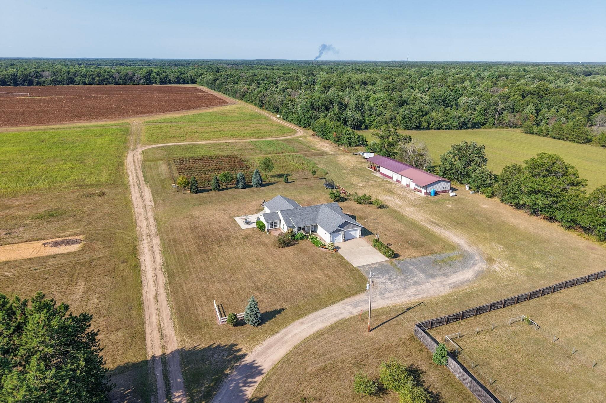 1792 COUNTY ROAD G, Nekoosa, Wisconsin 54457, 5 Bedrooms Bedrooms, ,3 BathroomsBathrooms,Residential,For Sale,1792 COUNTY ROAD G,22603843