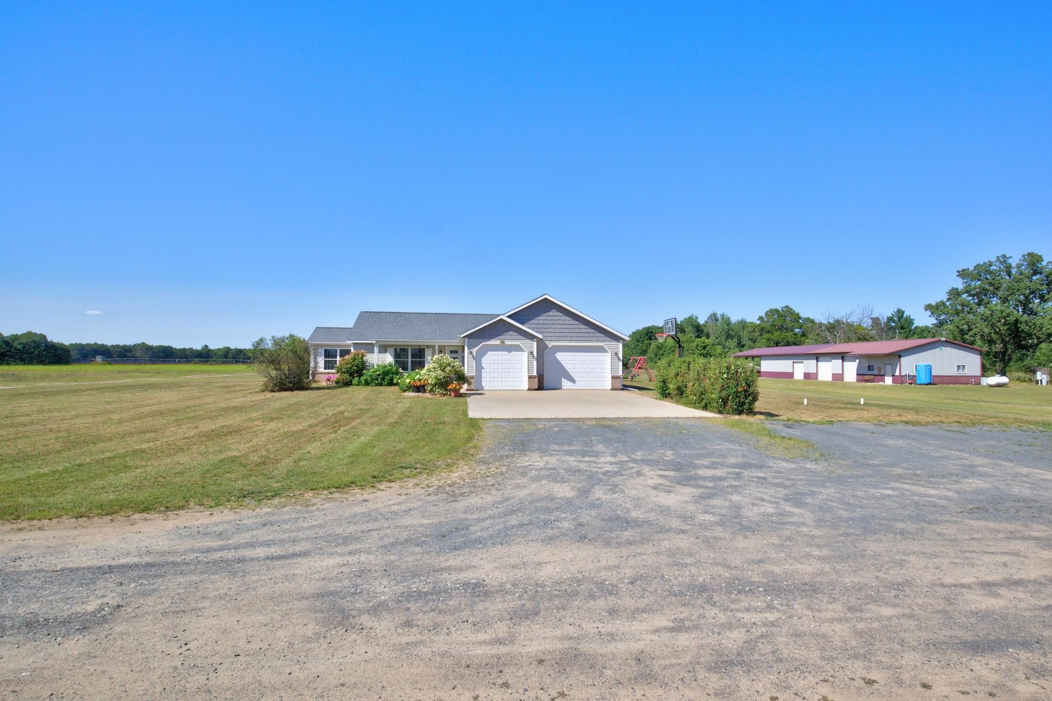 1792 COUNTY ROAD G, Nekoosa, Wisconsin 54457, 5 Bedrooms Bedrooms, ,3 BathroomsBathrooms,Residential,For Sale,1792 COUNTY ROAD G,22603843