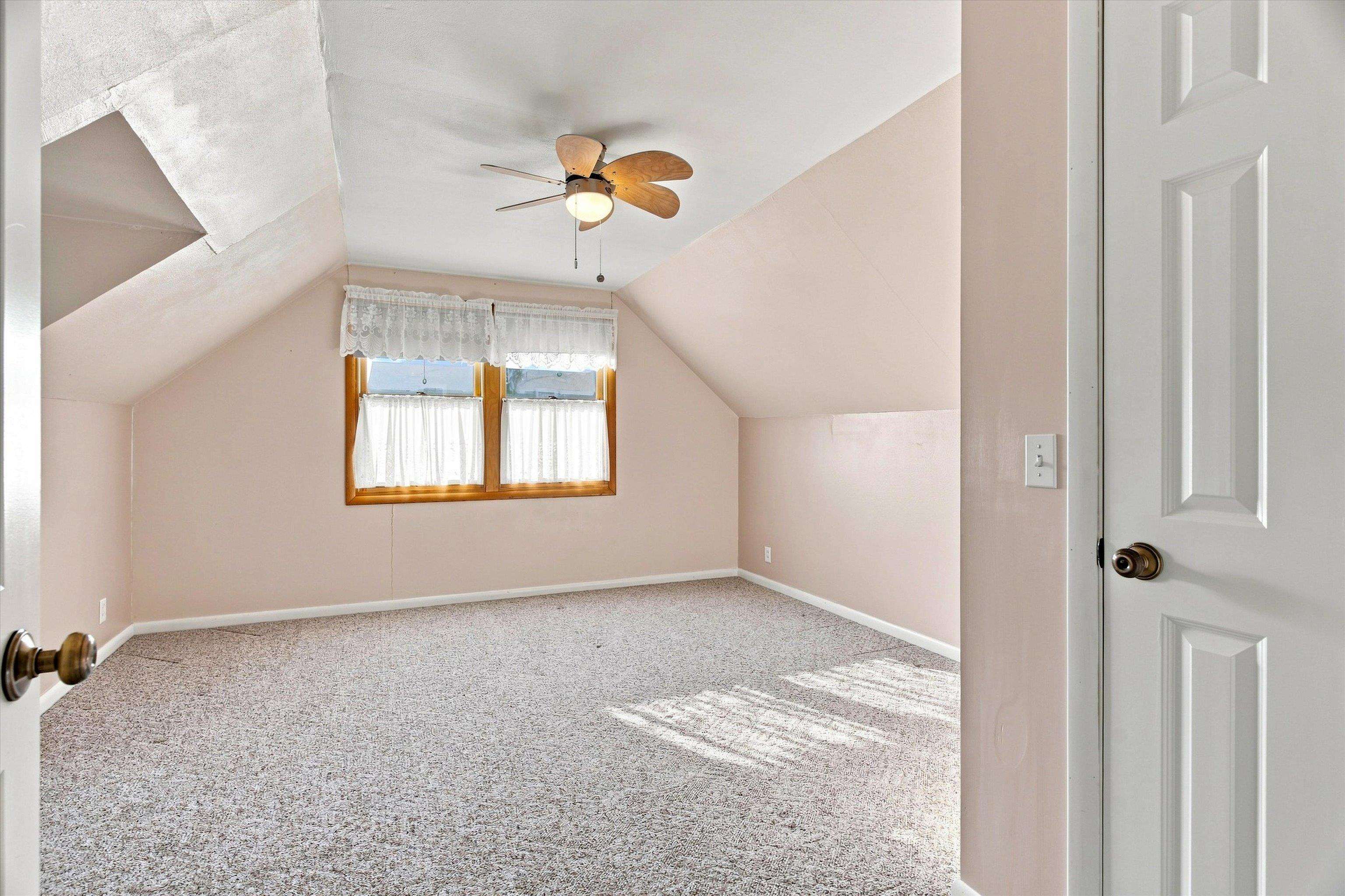 201 W DOEGE STREET, Marshfield, Wisconsin 54449, 3 Bedrooms Bedrooms, ,2 BathroomsBathrooms,Residential,For Sale,201 W DOEGE STREET,22603848