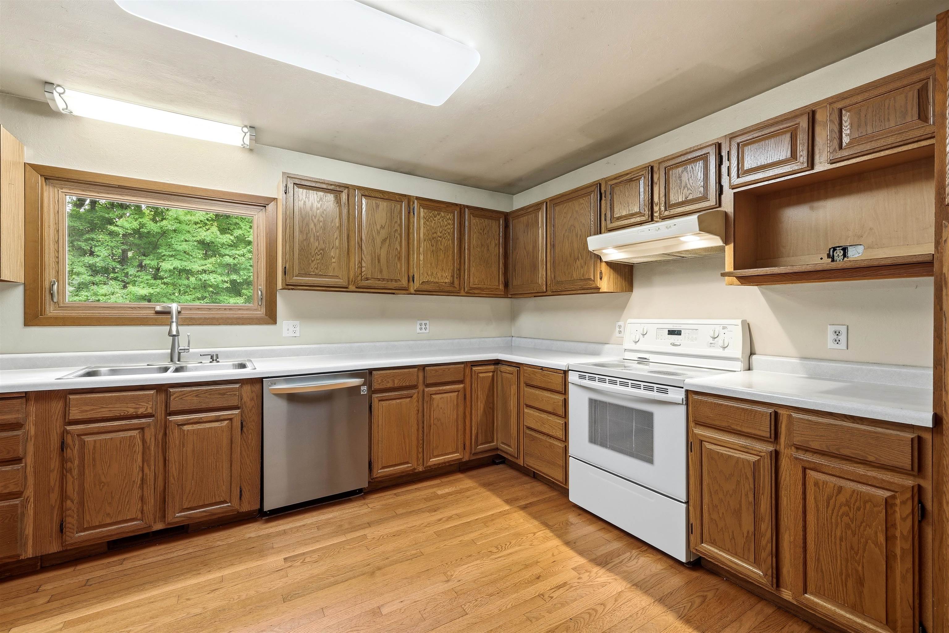 3021 48TH STREET SOUTH, Wisconsin Rapids, Wisconsin 54494, 5 Bedrooms Bedrooms, ,1 BathroomBathrooms,Residential,For Sale,3021 48TH STREET SOUTH,22603849