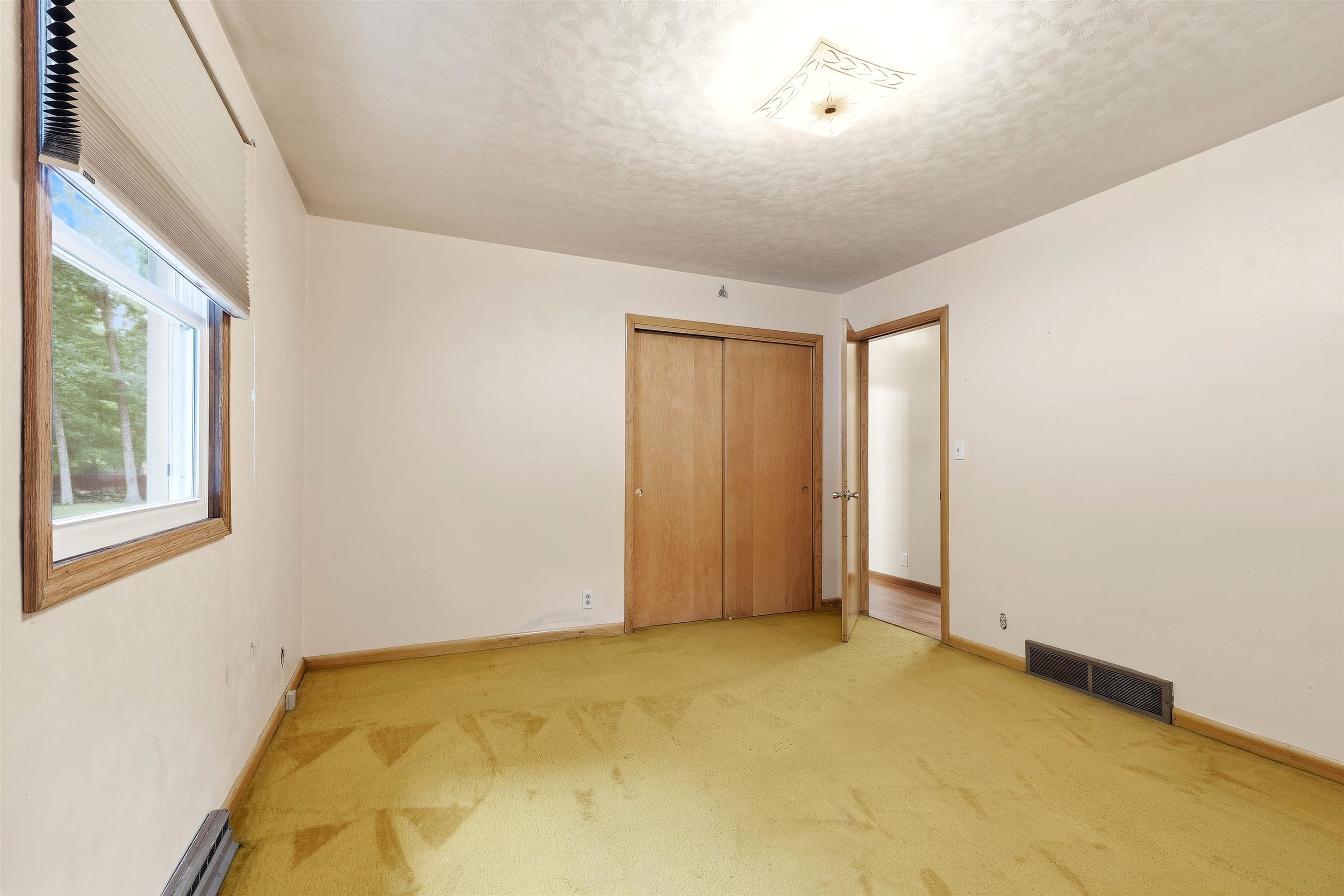 3021 48TH STREET SOUTH, Wisconsin Rapids, Wisconsin 54494, 5 Bedrooms Bedrooms, ,1 BathroomBathrooms,Residential,For Sale,3021 48TH STREET SOUTH,22603849
