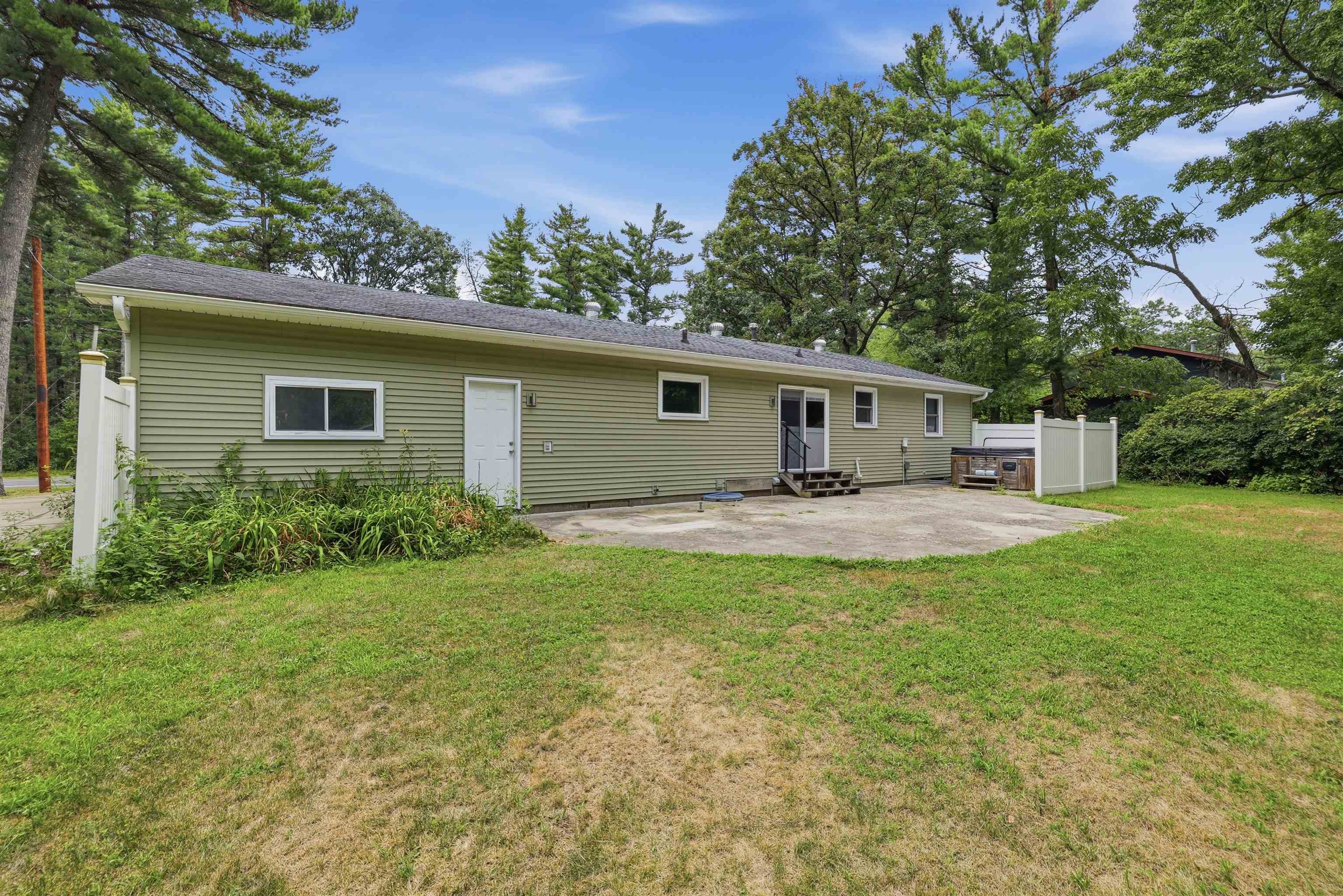 3021 48TH STREET SOUTH, Wisconsin Rapids, Wisconsin 54494, 5 Bedrooms Bedrooms, ,1 BathroomBathrooms,Residential,For Sale,3021 48TH STREET SOUTH,22603849