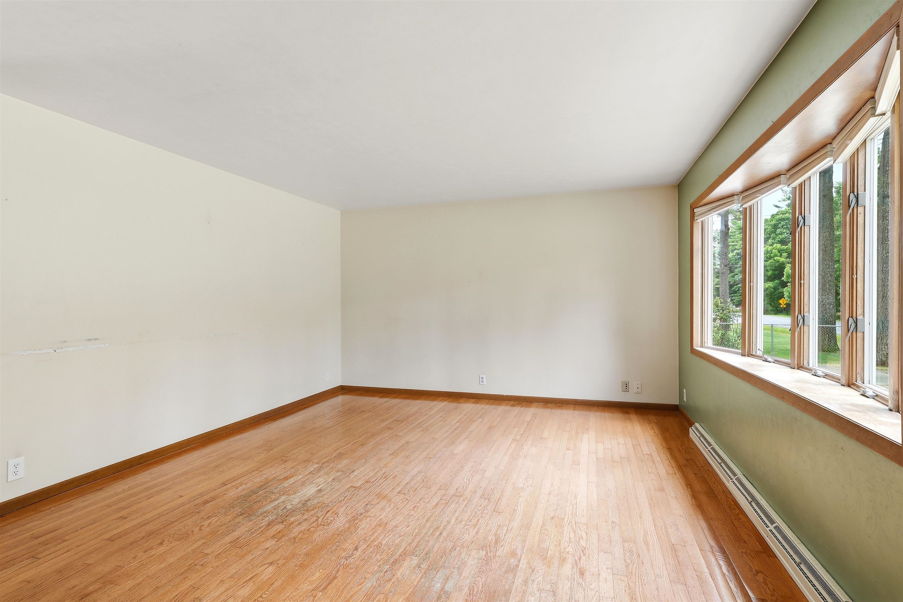 3021 48TH STREET SOUTH, Wisconsin Rapids, Wisconsin 54494, 5 Bedrooms Bedrooms, ,1 BathroomBathrooms,Residential,For Sale,3021 48TH STREET SOUTH,22603849
