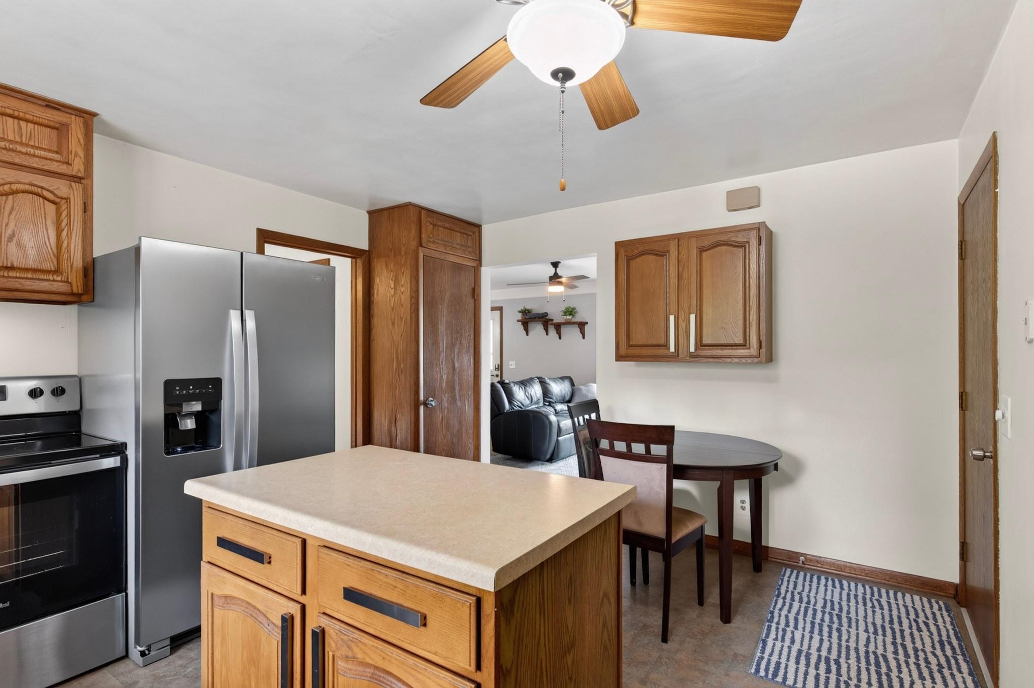 3031 NORTH AVENUE, Wisconsin Rapids, Wisconsin 54495, 2 Bedrooms Bedrooms, ,1 BathroomBathrooms,Residential,For Sale,3031 NORTH AVENUE,22603851