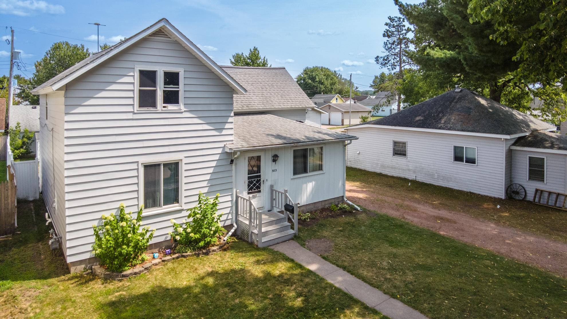 303 N PINE STREET, Merrill, Wisconsin 54452, 5 Bedrooms Bedrooms, ,1 BathroomBathrooms,Residential,For Sale,303 N PINE STREET,22603852