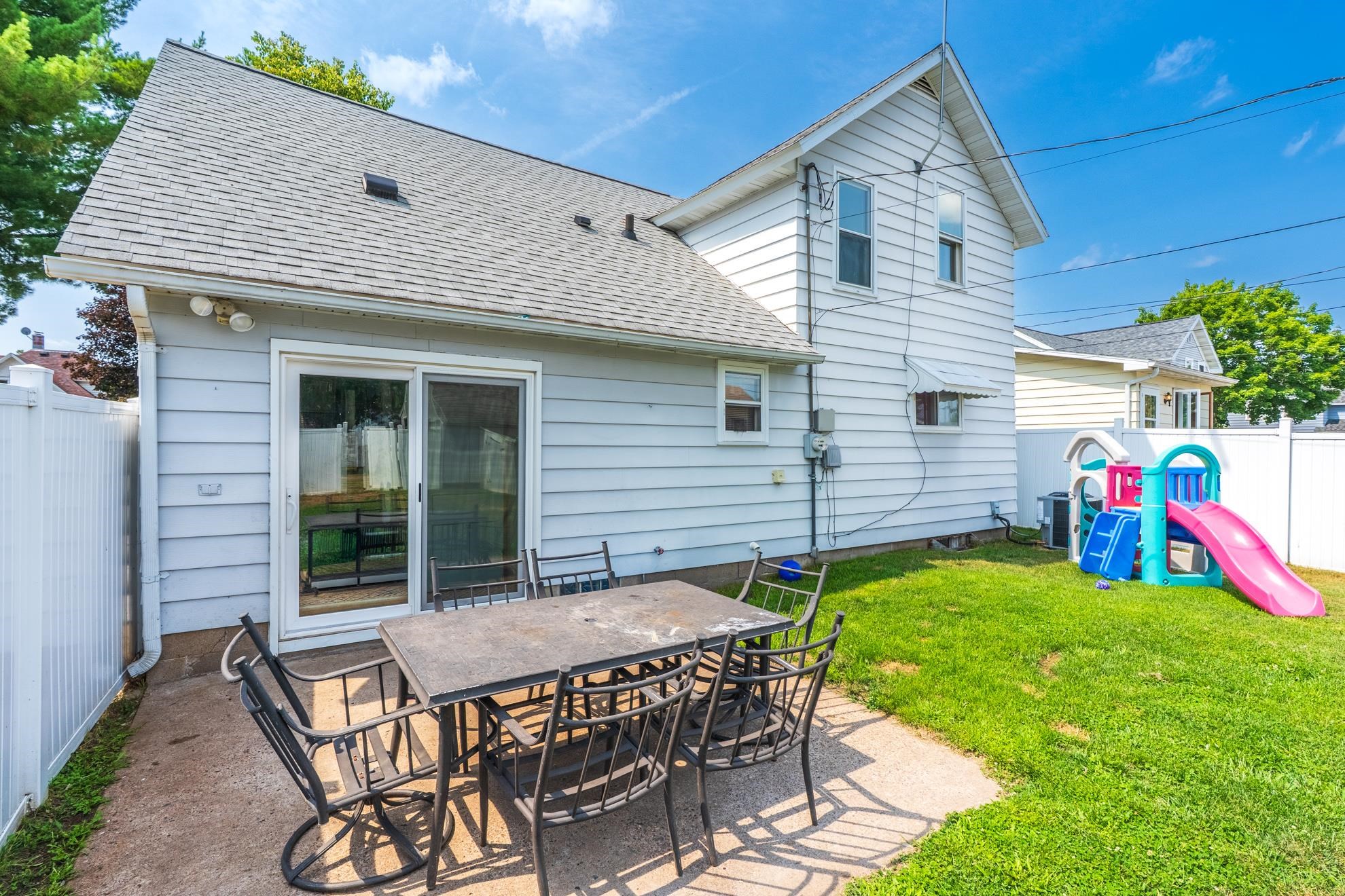 303 N PINE STREET, Merrill, Wisconsin 54452, 5 Bedrooms Bedrooms, ,1 BathroomBathrooms,Residential,For Sale,303 N PINE STREET,22603852
