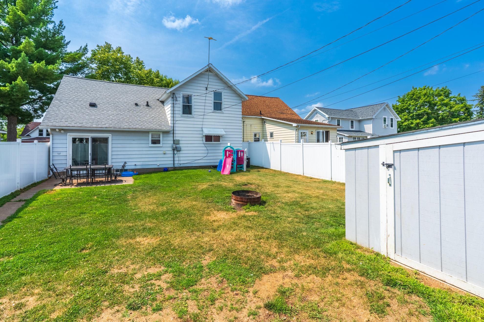 303 N PINE STREET, Merrill, Wisconsin 54452, 5 Bedrooms Bedrooms, ,1 BathroomBathrooms,Residential,For Sale,303 N PINE STREET,22603852