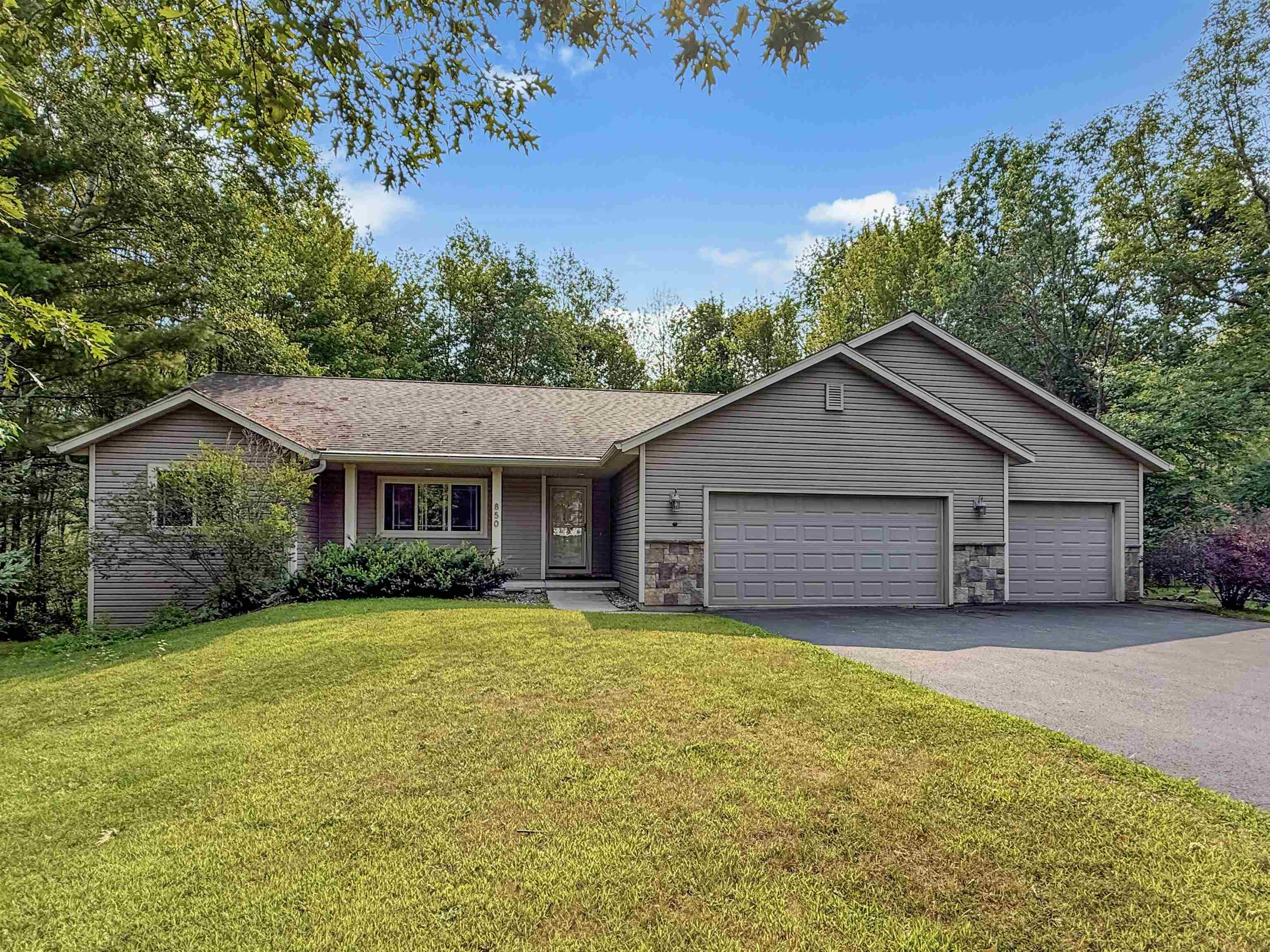 850 WEDGEWOOD DRIVE, Kronenwetter, Wisconsin 54455, 3 Bedrooms Bedrooms, ,2 BathroomsBathrooms,Residential,For Sale,850 WEDGEWOOD DRIVE,22603854