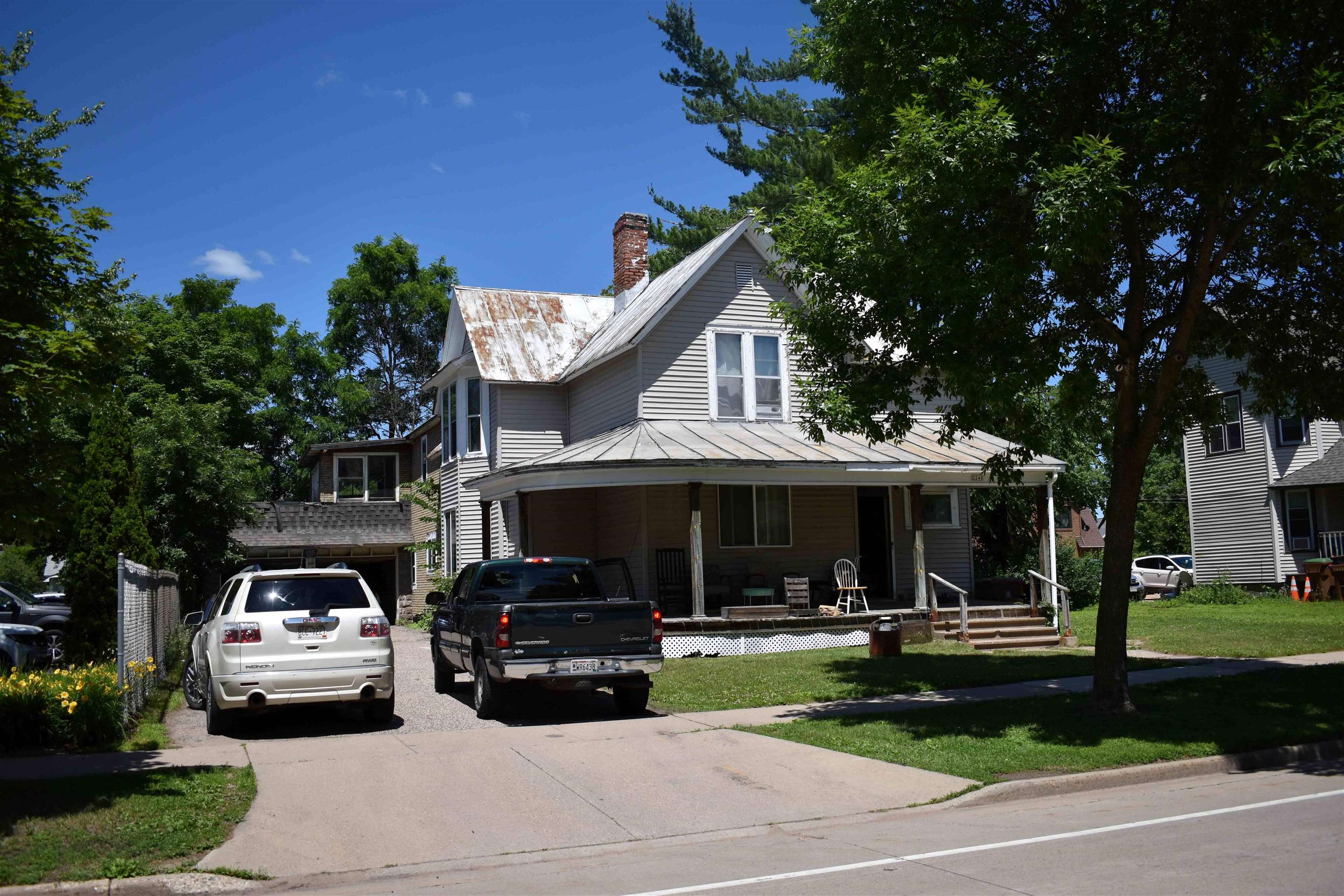 2240 MAIN STREET, Stevens Point, Wisconsin 54481, 5 Bedrooms Bedrooms, ,Multi-family,For Sale,2240 MAIN STREET,22603856