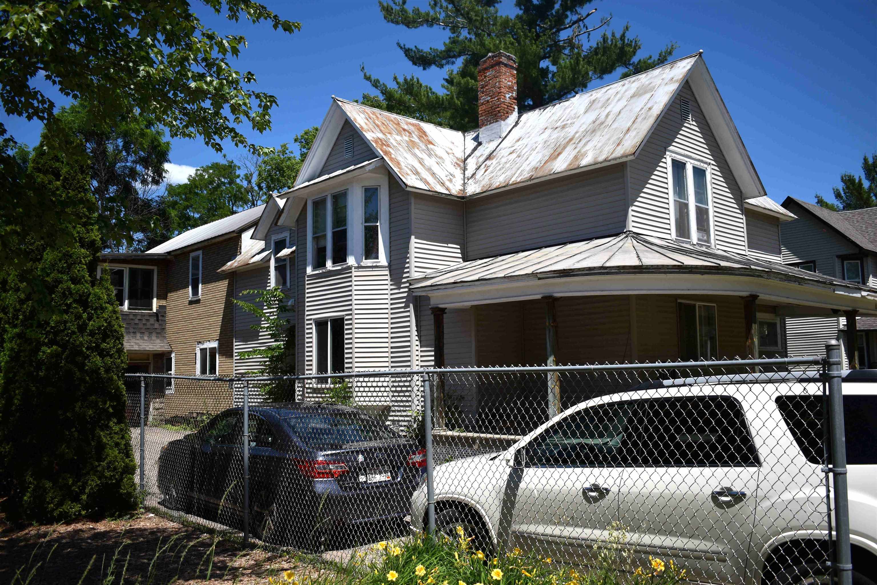 2240 MAIN STREET, Stevens Point, Wisconsin 54481, 5 Bedrooms Bedrooms, ,Multi-family,For Sale,2240 MAIN STREET,22603856