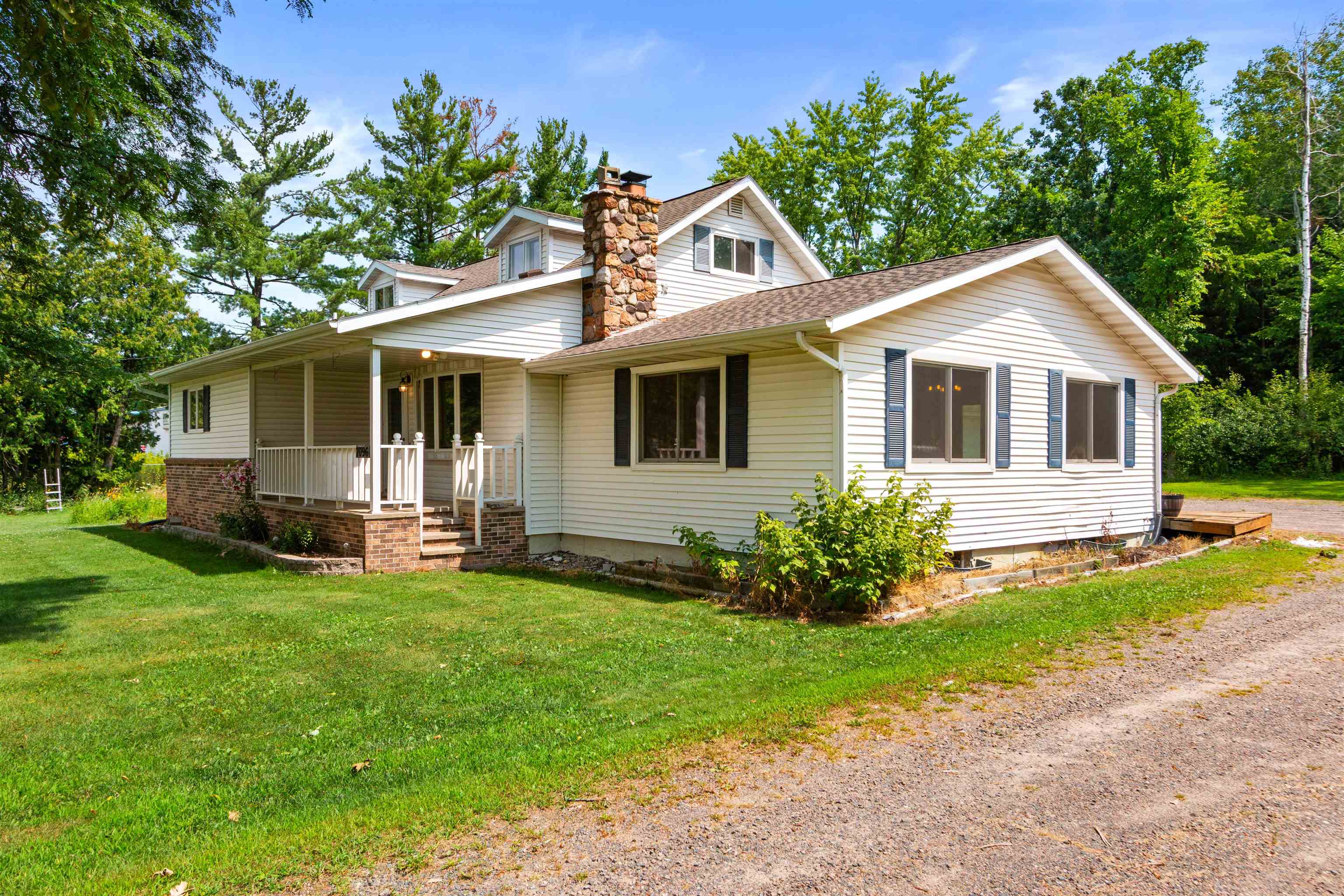 7096 STATE HIGHWAY 13, Rudolph, Wisconsin 54475, 4 Bedrooms Bedrooms, ,3 BathroomsBathrooms,Residential,For Sale,7096 STATE HIGHWAY 13,22603859