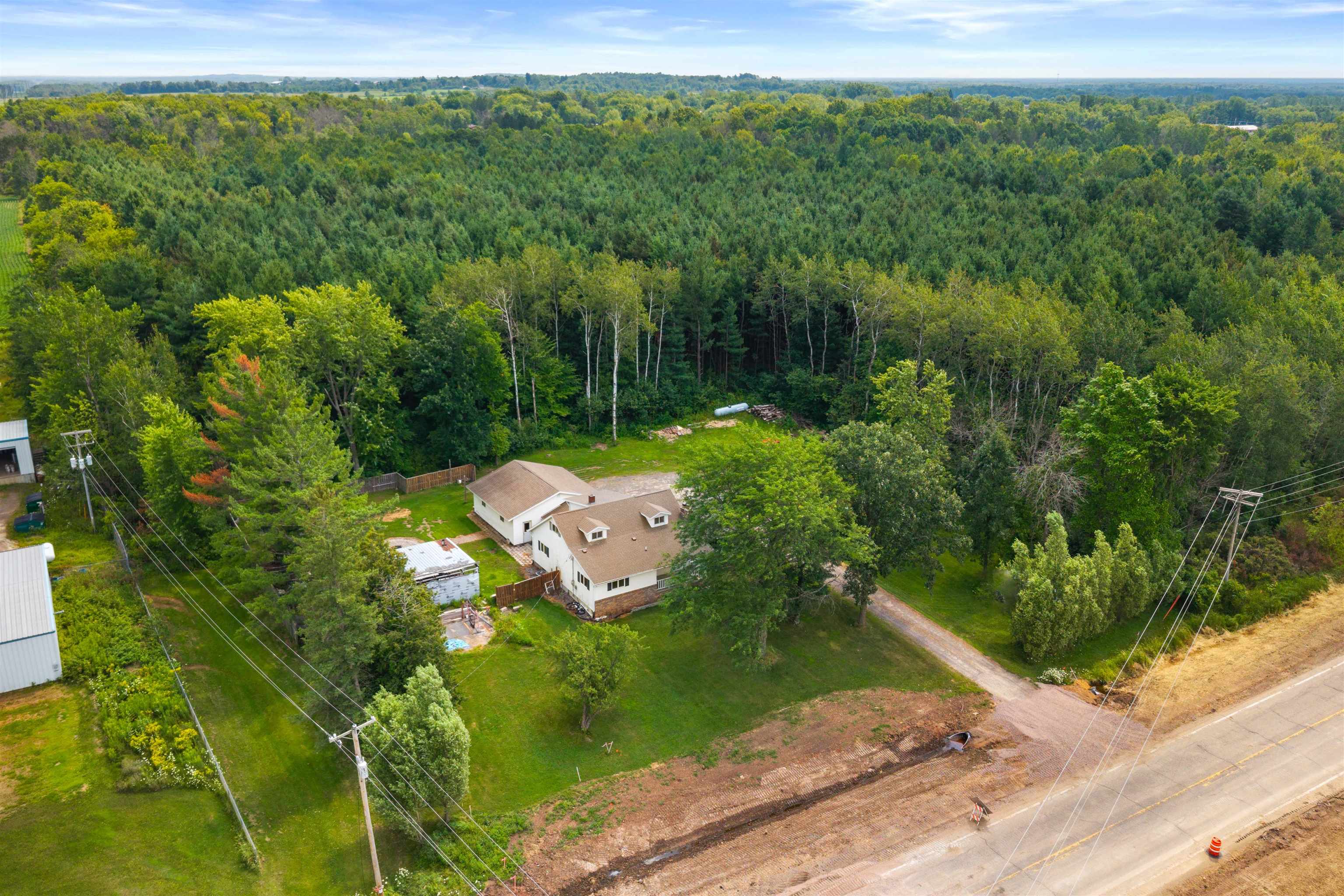 7096 STATE HIGHWAY 13, Rudolph, Wisconsin 54475, 4 Bedrooms Bedrooms, ,3 BathroomsBathrooms,Residential,For Sale,7096 STATE HIGHWAY 13,22603859