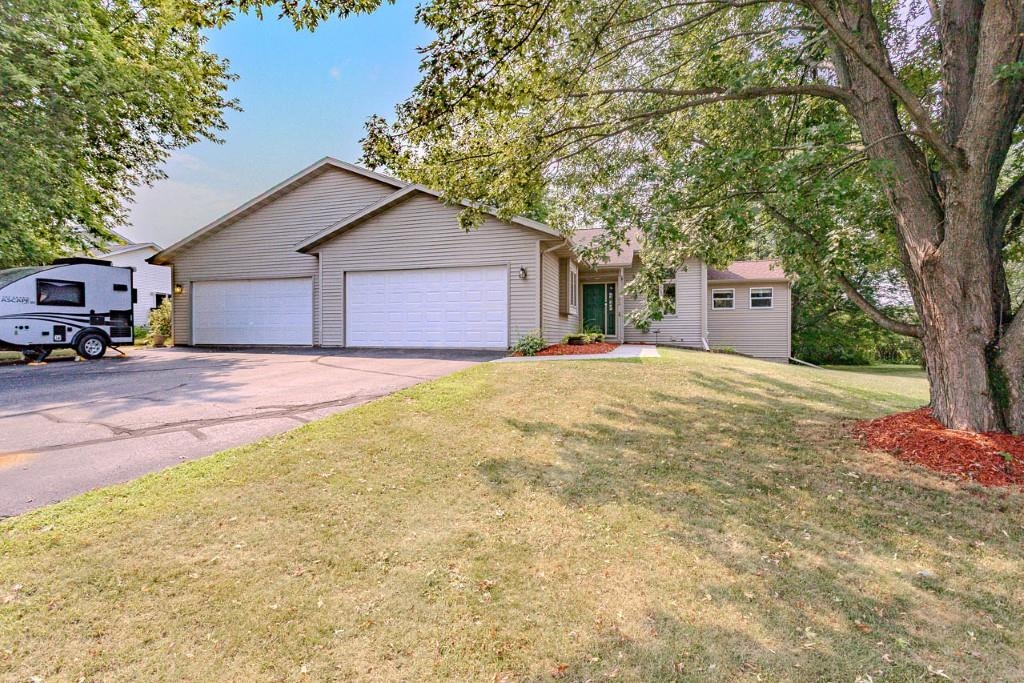 792 FAIRWAY DRIVE, Mosinee, Wisconsin 54455, 4 Bedrooms Bedrooms, ,2 BathroomsBathrooms,Residential,For Sale,792 FAIRWAY DRIVE,22603864