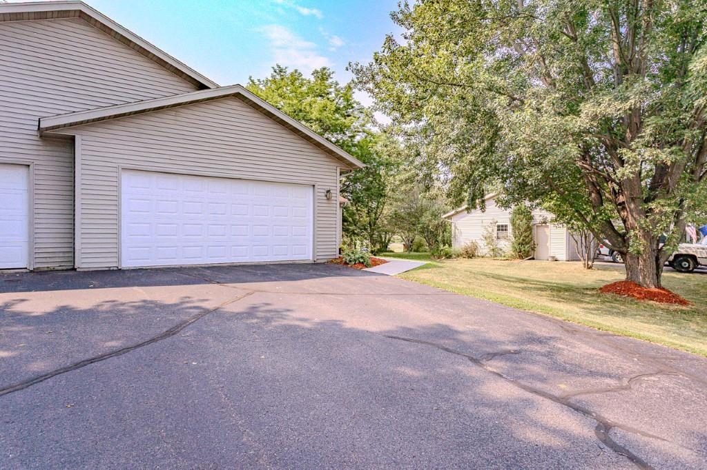 792 FAIRWAY DRIVE, Mosinee, Wisconsin 54455, 4 Bedrooms Bedrooms, ,2 BathroomsBathrooms,Residential,For Sale,792 FAIRWAY DRIVE,22603864