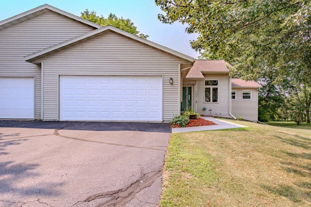 792 FAIRWAY DRIVE, Mosinee, Wisconsin 54455, 4 Bedrooms Bedrooms, ,2 BathroomsBathrooms,Residential,For Sale,792 FAIRWAY DRIVE,22603864