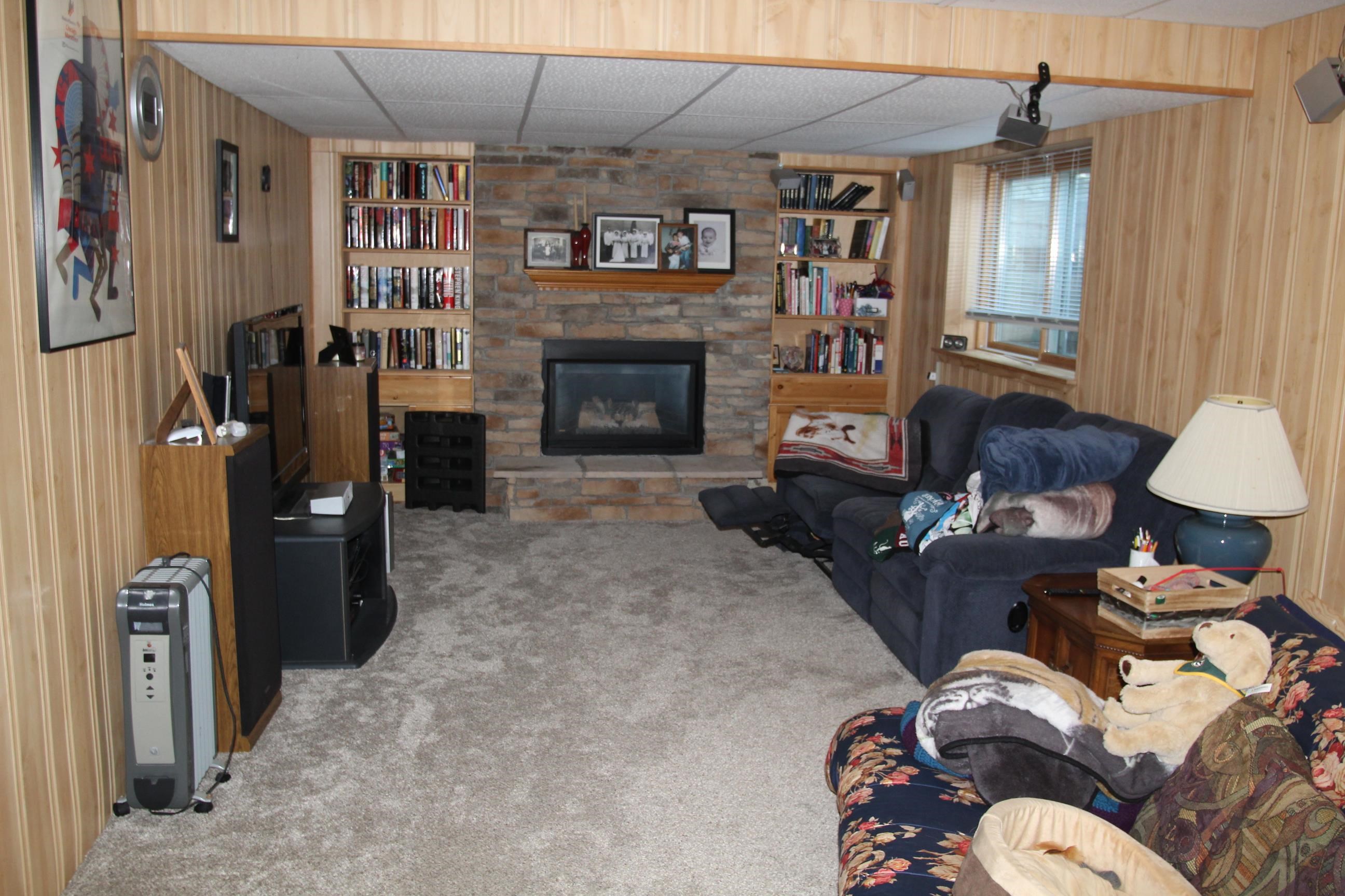 6306 HUBERT AVENUE, Weston, Wisconsin 54476-1616, 4 Bedrooms Bedrooms, ,2 BathroomsBathrooms,Residential,For Sale,6306 HUBERT AVENUE,22603871