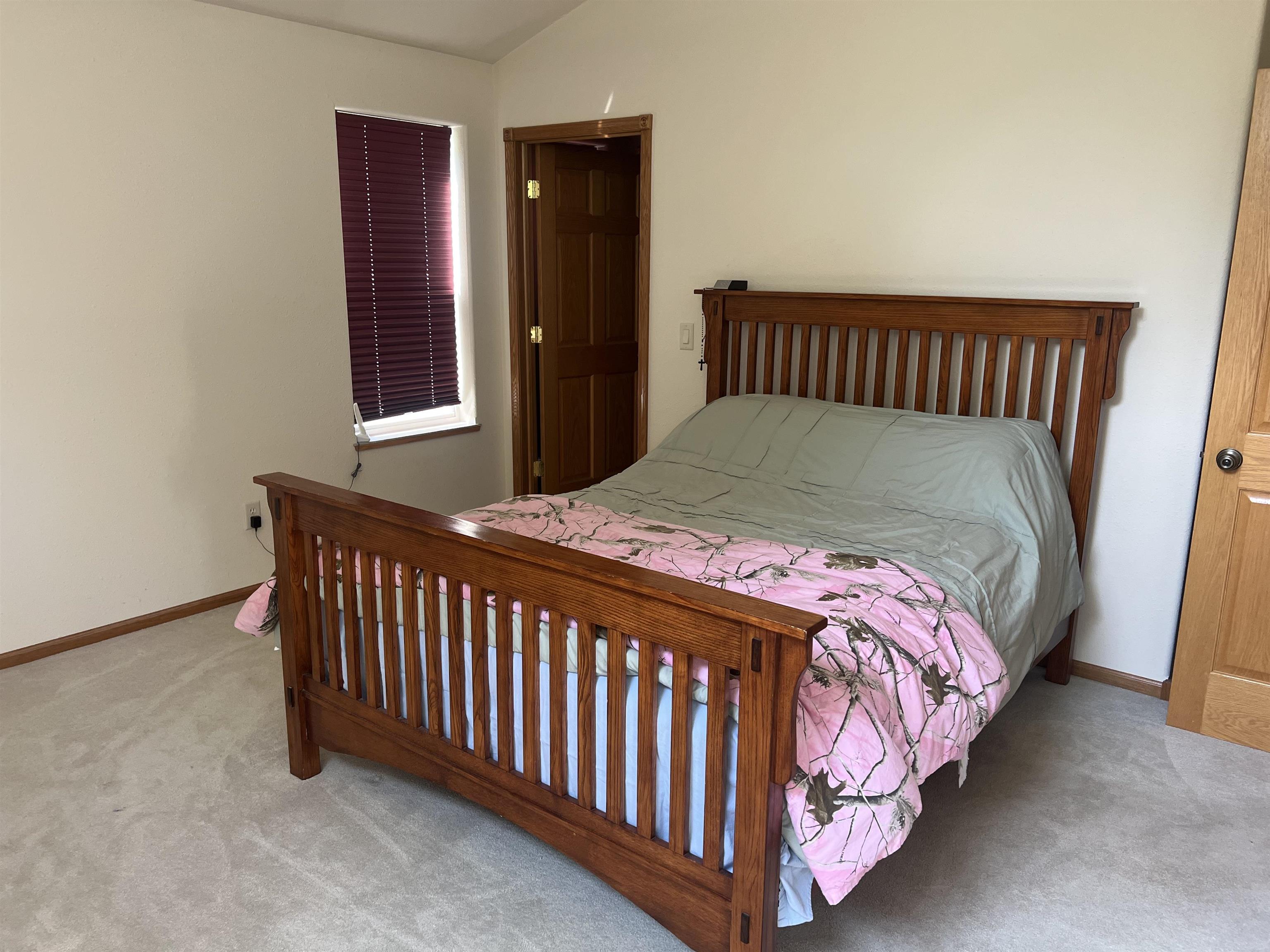 2172 OREGON TRAIL, Kronenwetter, Wisconsin 54455, 3 Bedrooms Bedrooms, ,2 BathroomsBathrooms,Residential,For Sale,2172 OREGON TRAIL,22603873