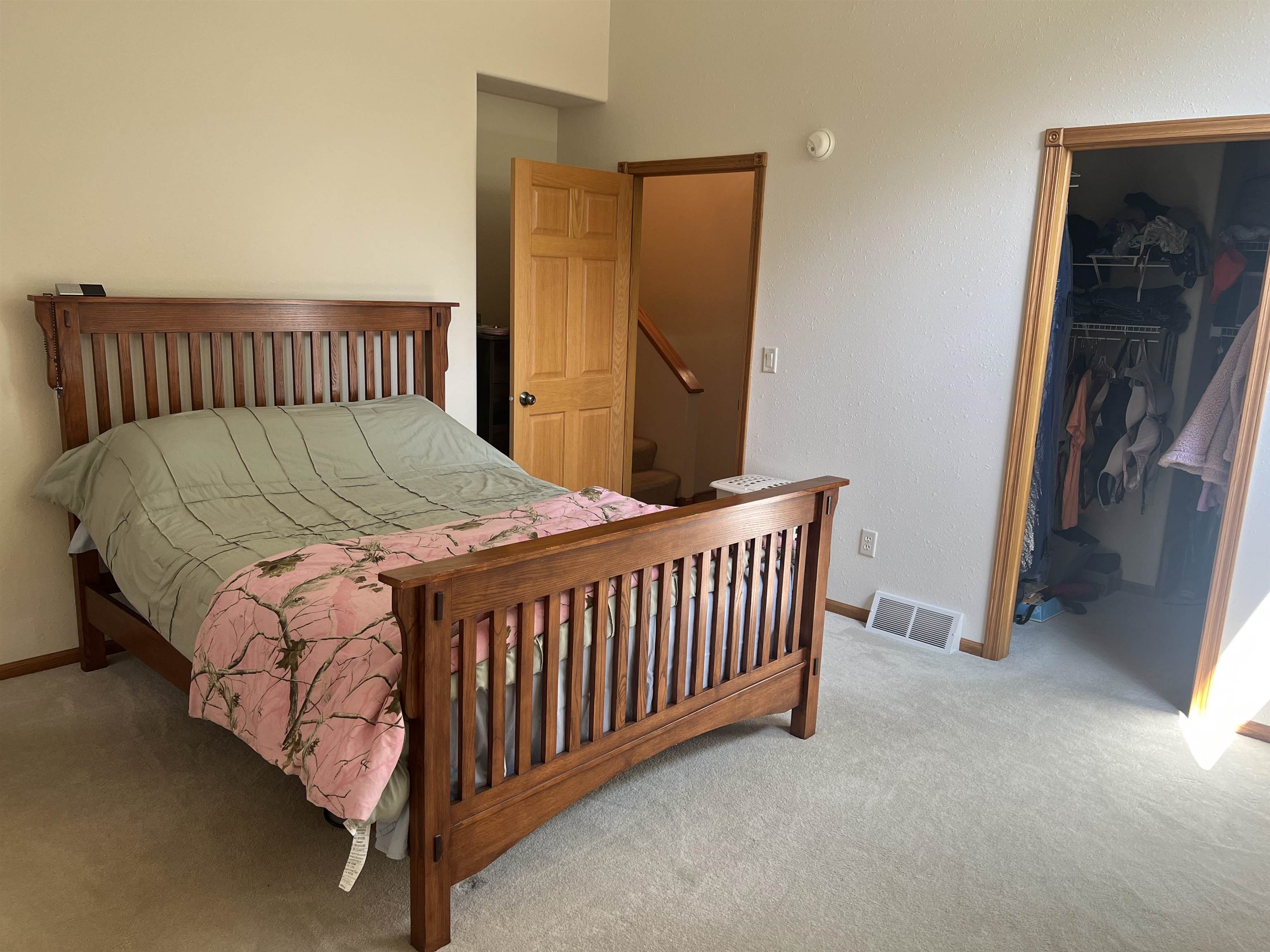 2172 OREGON TRAIL, Kronenwetter, Wisconsin 54455, 3 Bedrooms Bedrooms, ,2 BathroomsBathrooms,Residential,For Sale,2172 OREGON TRAIL,22603873