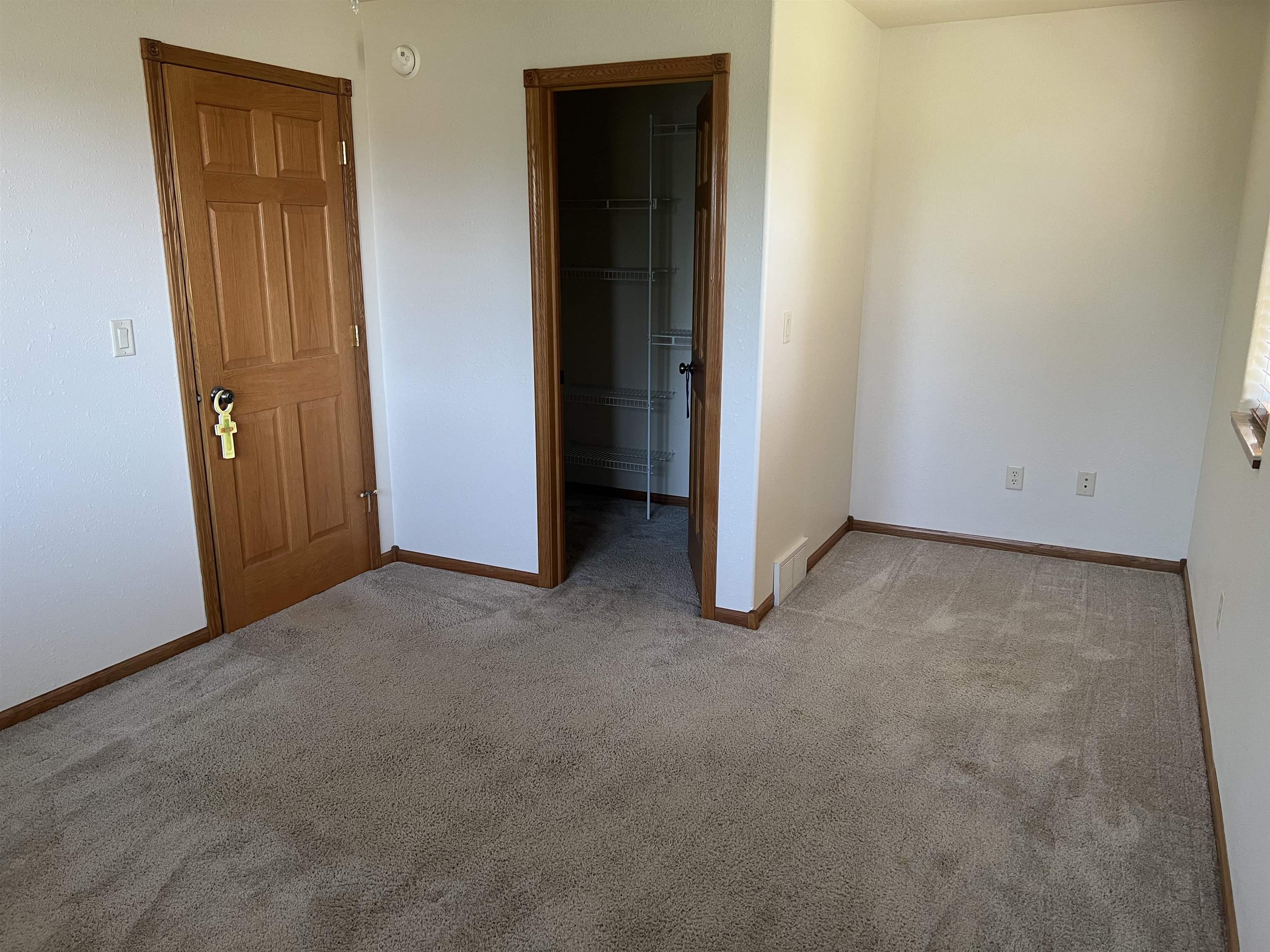 2172 OREGON TRAIL, Kronenwetter, Wisconsin 54455, 3 Bedrooms Bedrooms, ,2 BathroomsBathrooms,Residential,For Sale,2172 OREGON TRAIL,22603873