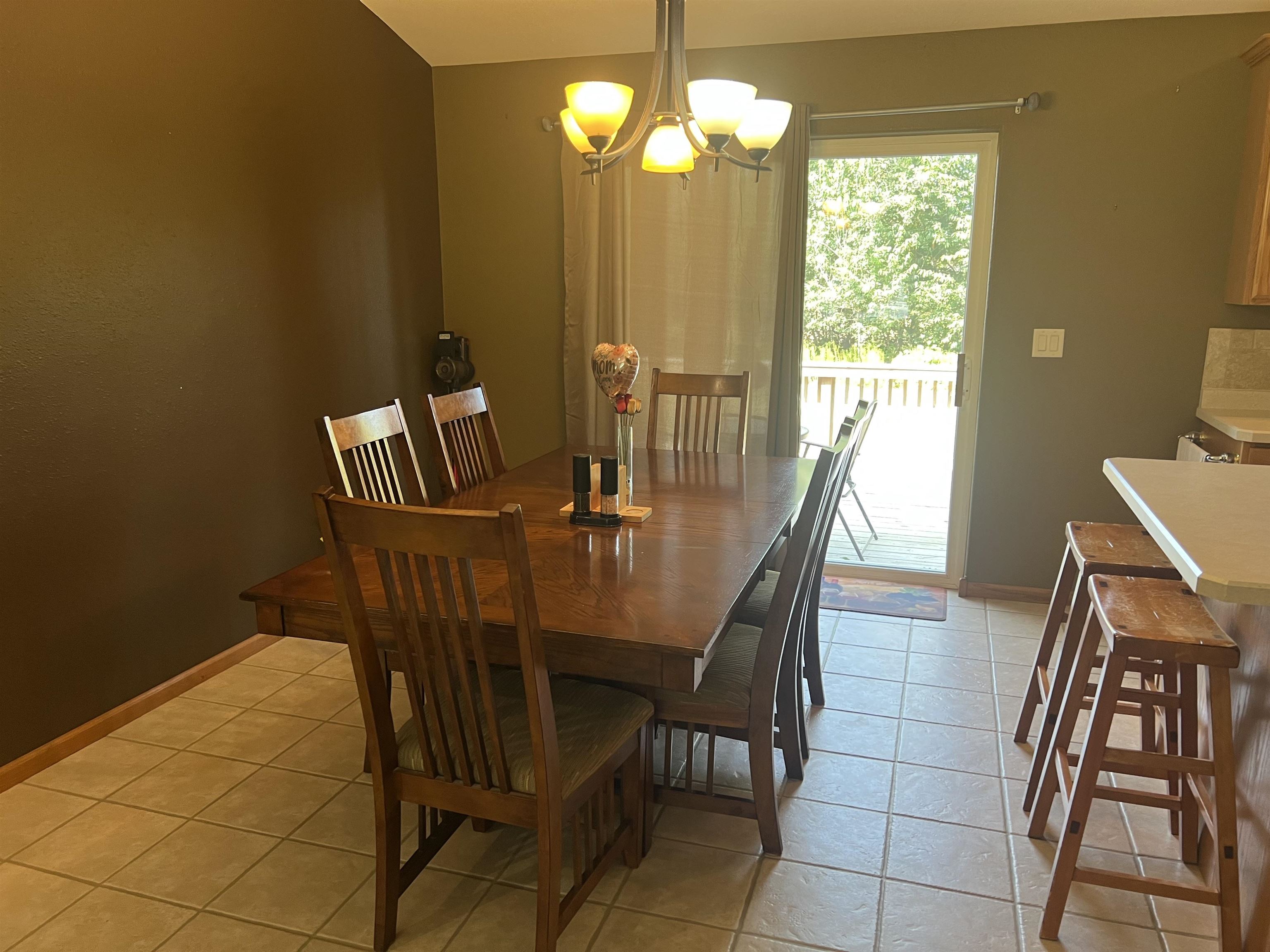 2172 OREGON TRAIL, Kronenwetter, Wisconsin 54455, 3 Bedrooms Bedrooms, ,2 BathroomsBathrooms,Residential,For Sale,2172 OREGON TRAIL,22603873
