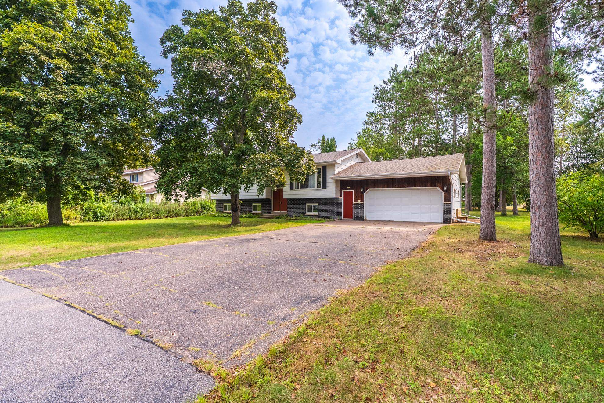 2124 GREENBUD ROAD, Kronenwetter, Wisconsin 54455, 4 Bedrooms Bedrooms, ,2 BathroomsBathrooms,Residential,For Sale,2124 GREENBUD ROAD,22603874
