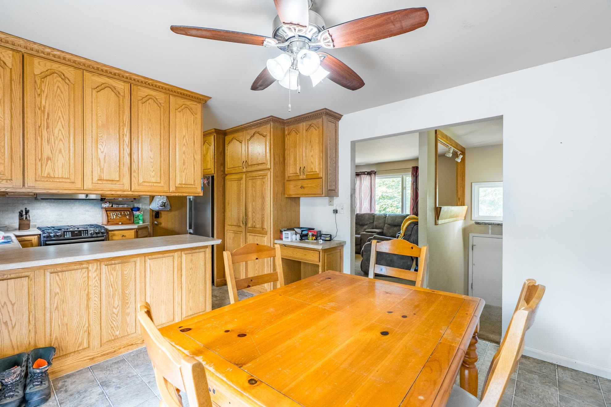 2124 GREENBUD ROAD, Kronenwetter, Wisconsin 54455, 4 Bedrooms Bedrooms, ,2 BathroomsBathrooms,Residential,For Sale,2124 GREENBUD ROAD,22603874