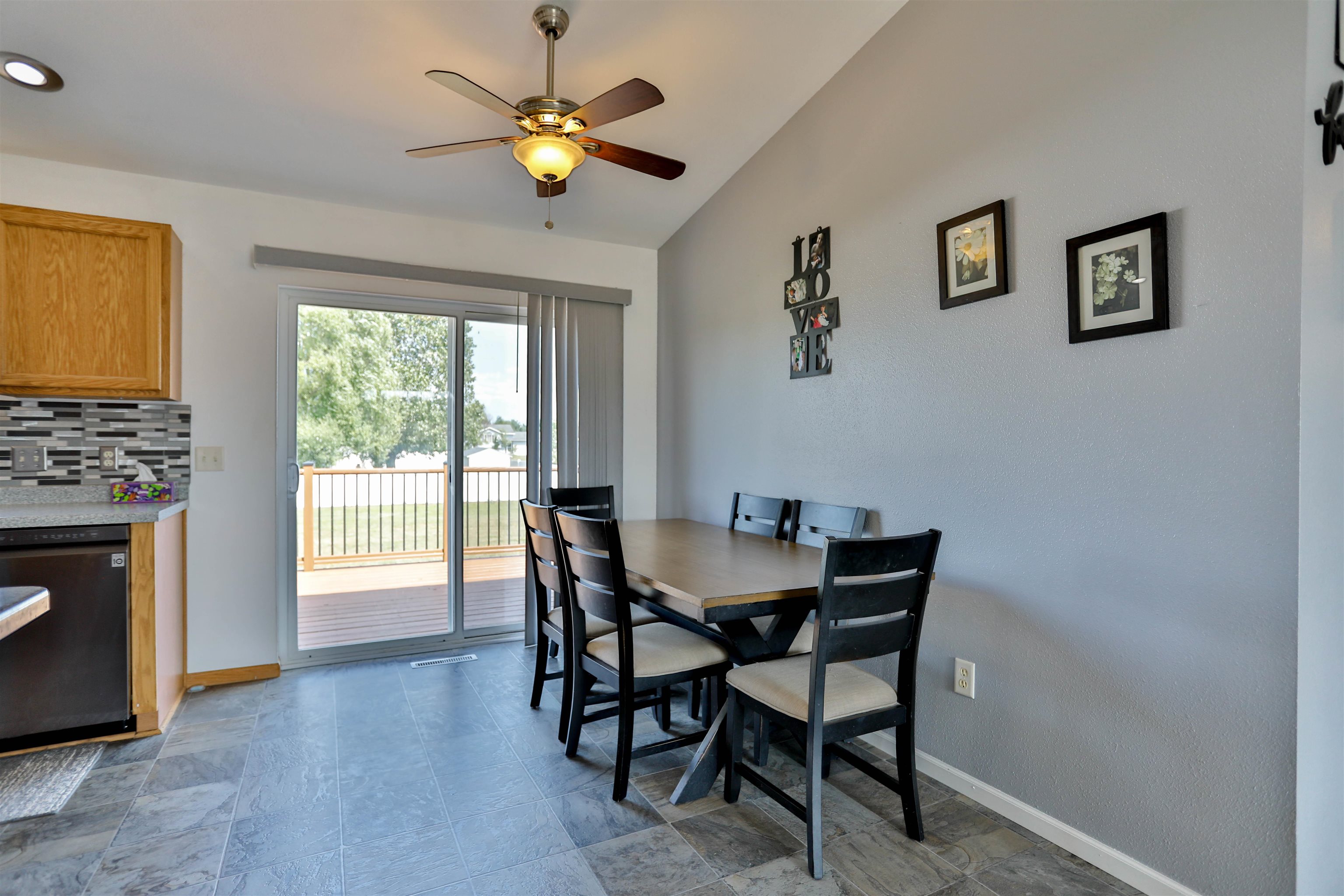 2276 CRYSTAL VIEW DRIVE, Kronenwetter, Wisconsin 54455, 3 Bedrooms Bedrooms, ,2 BathroomsBathrooms,Residential,For Sale,2276 CRYSTAL VIEW DRIVE,22603879